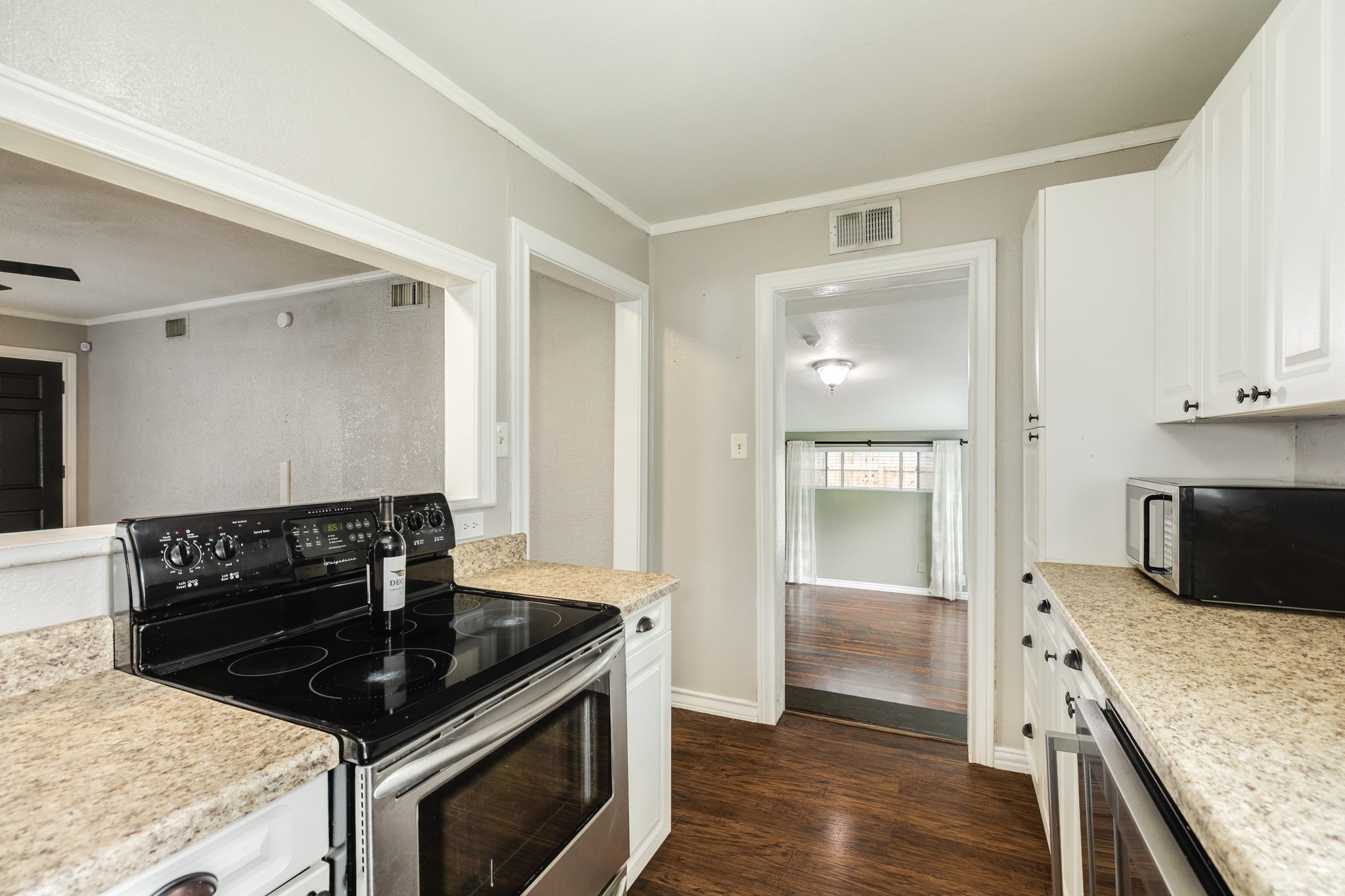 219 Camellia Street Property Photo 14