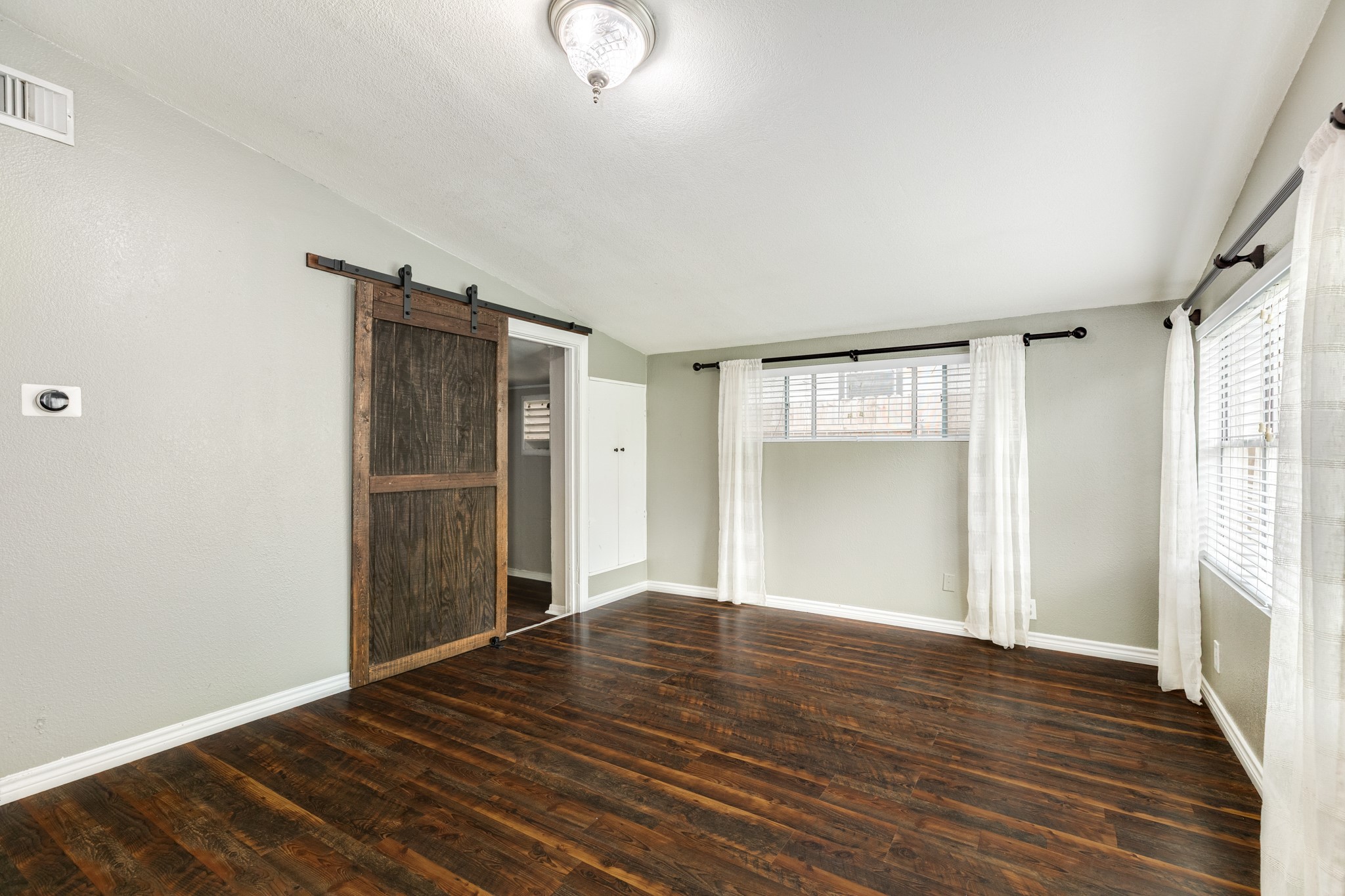 219 Camellia Street Property Photo 16