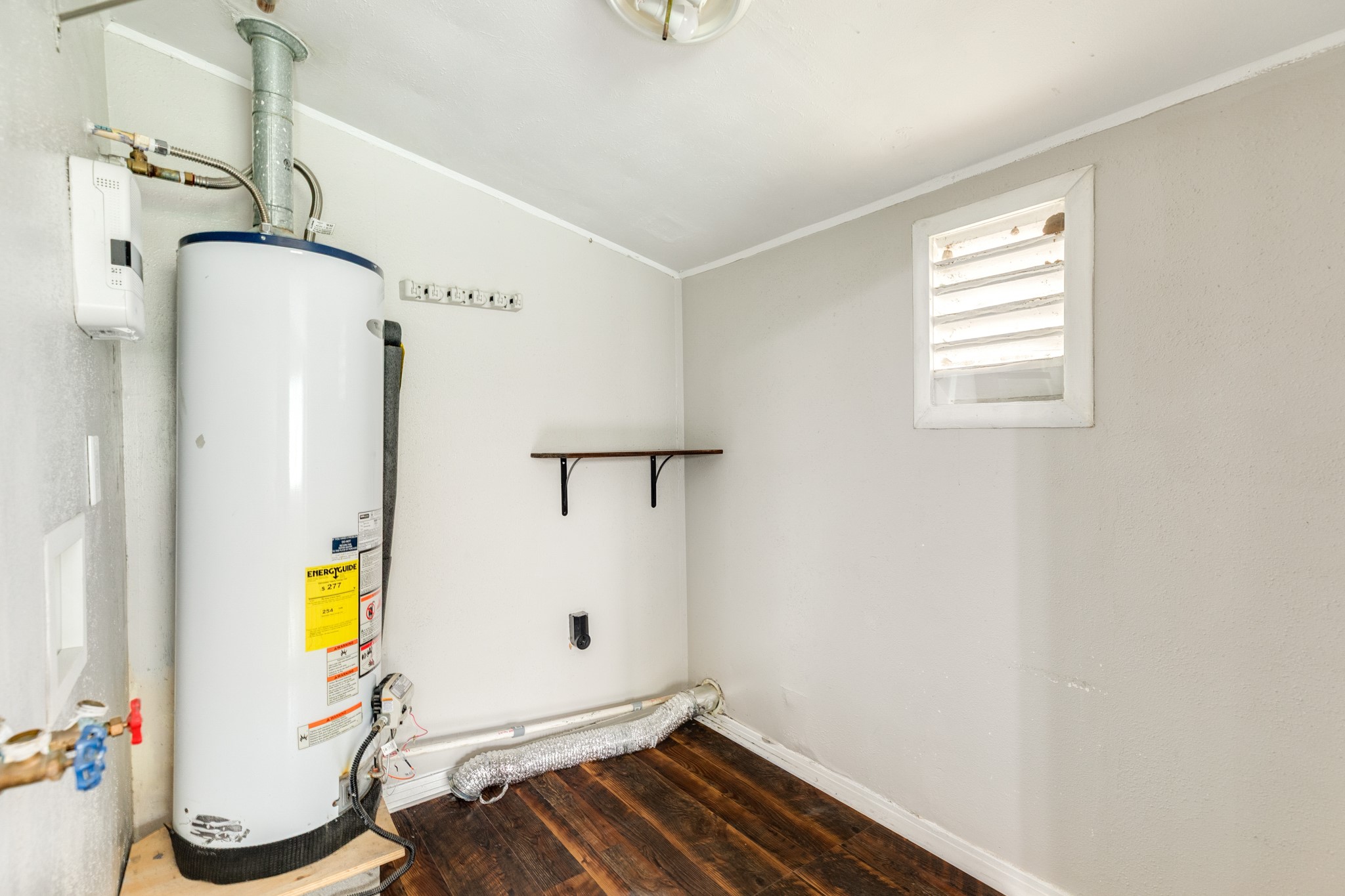 219 Camellia Street Property Photo 21