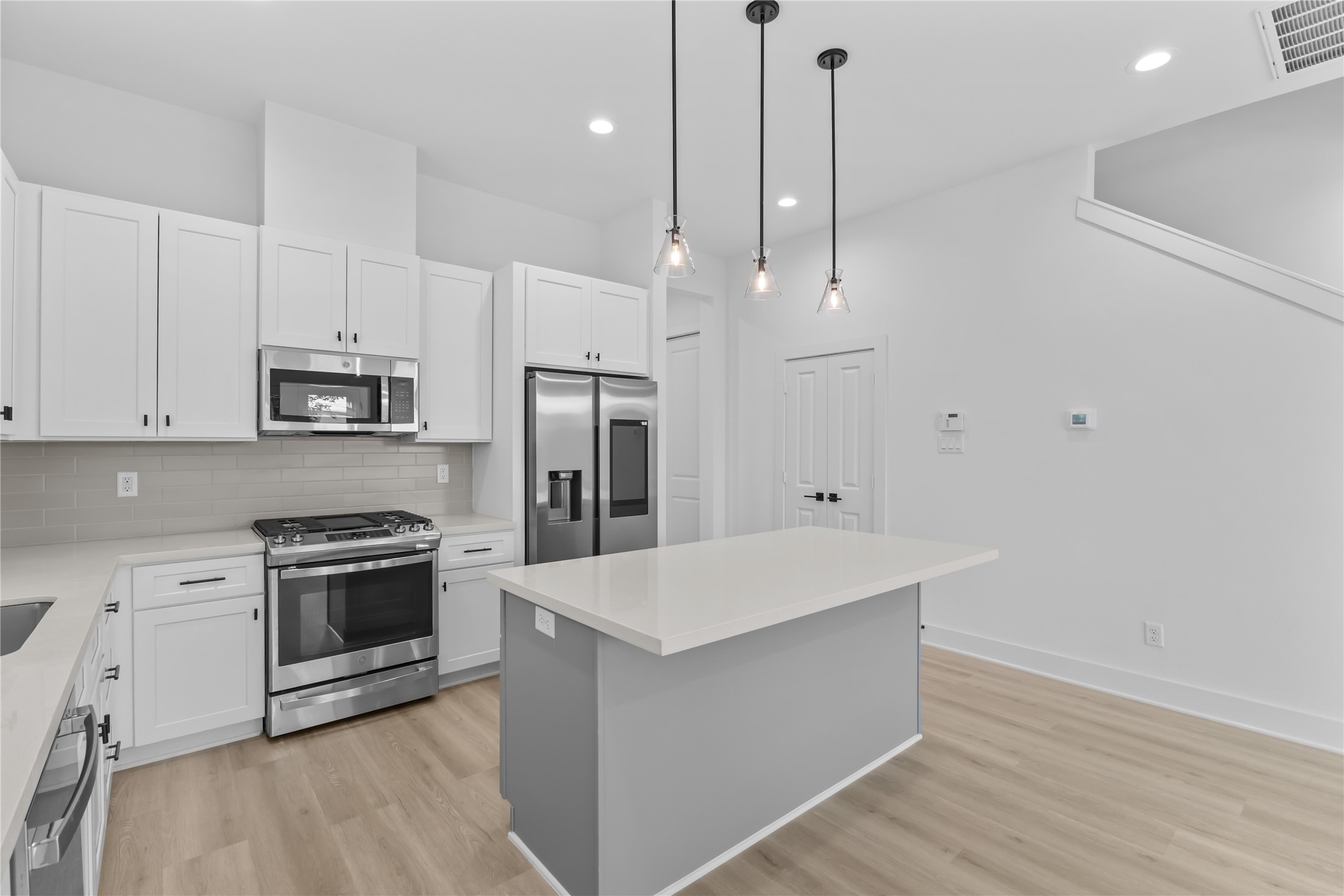 3426 Bolin Road Roads Property Photo 9