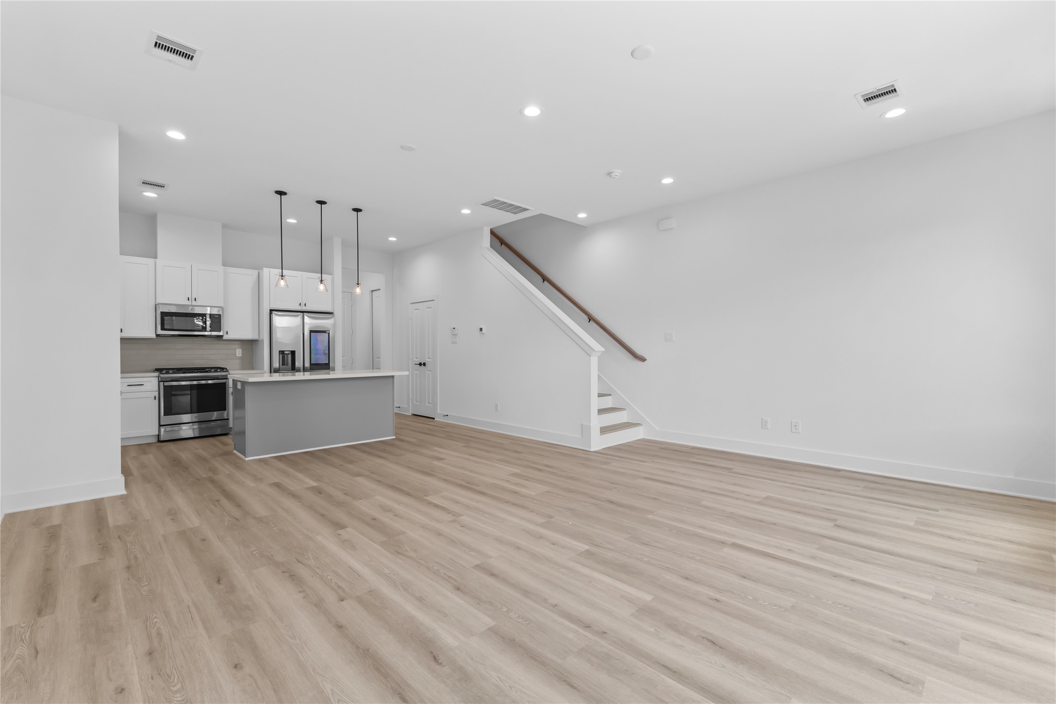 3426 Bolin Road Roads Property Photo 10