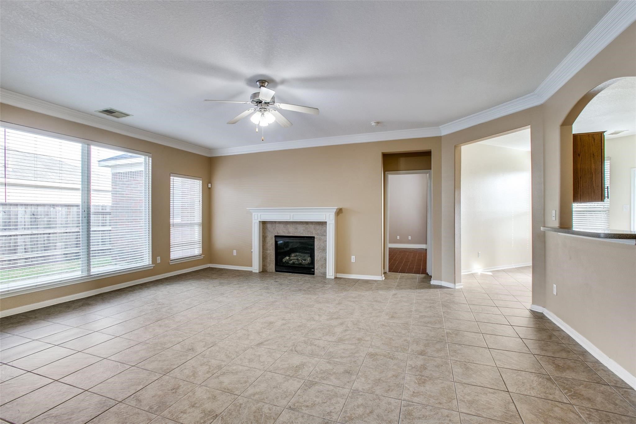 9907 Valance Way Property Photo 8