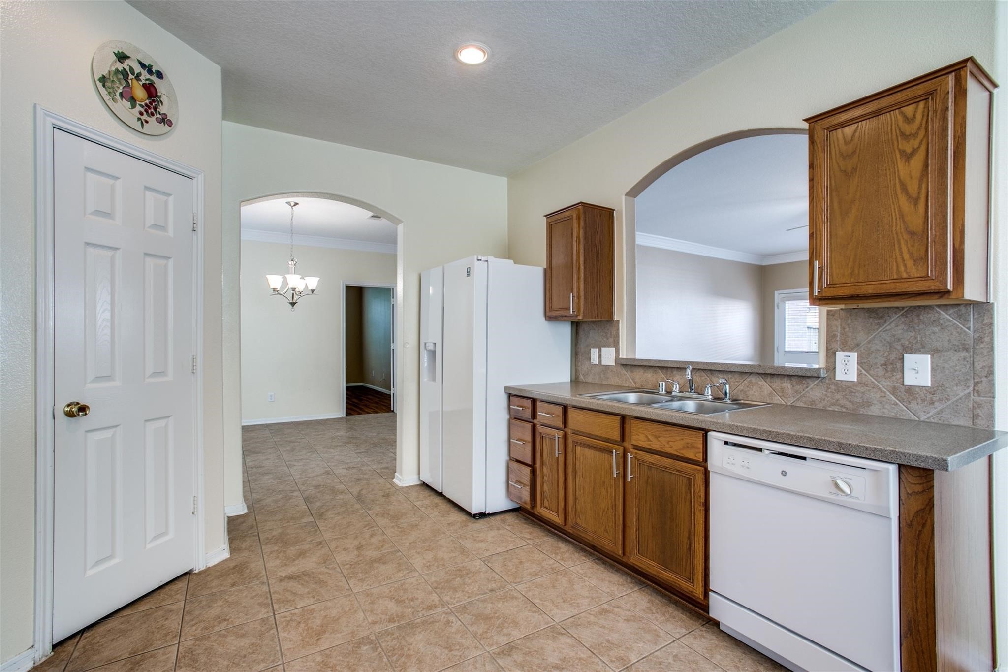9907 Valance Way Property Photo 14