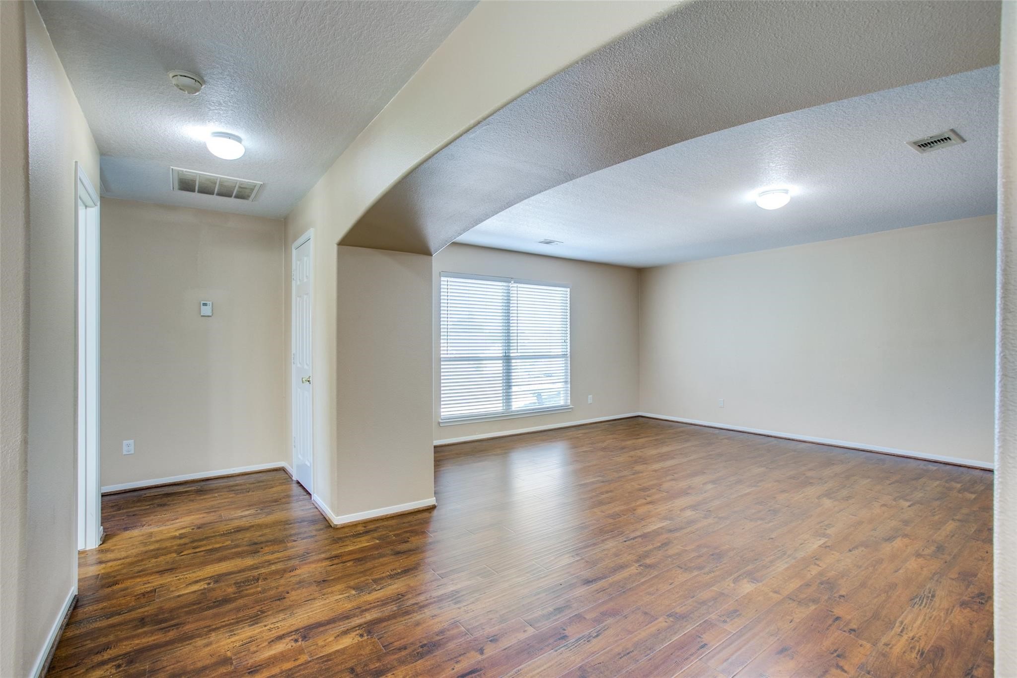 9907 Valance Way Property Photo 17