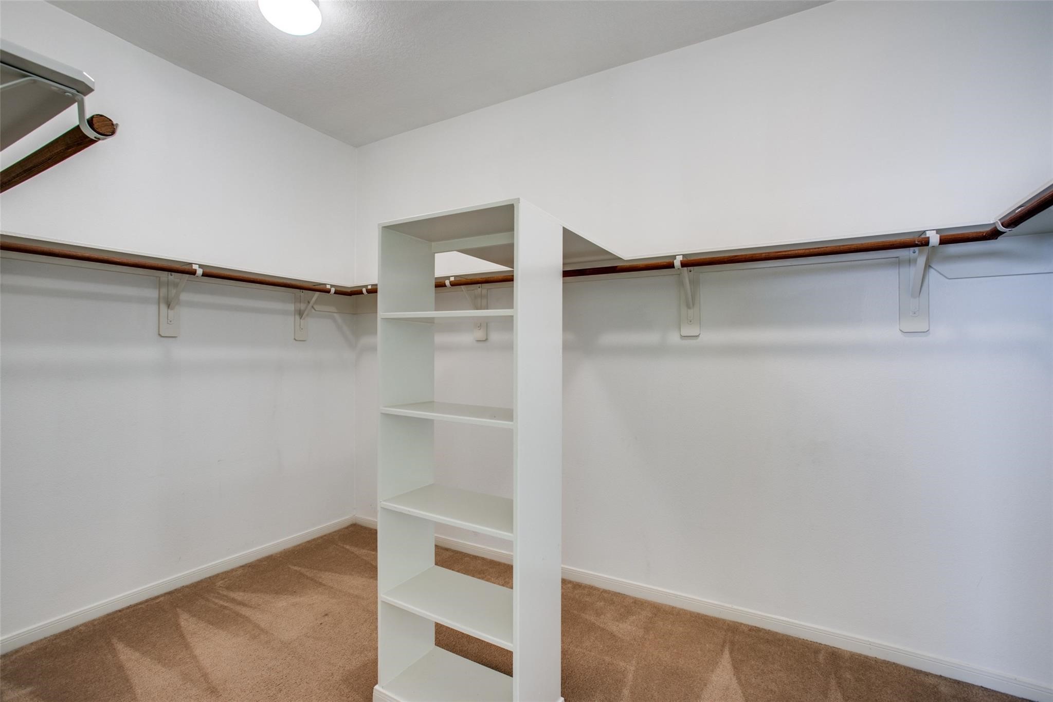 9907 Valance Way Property Photo 25
