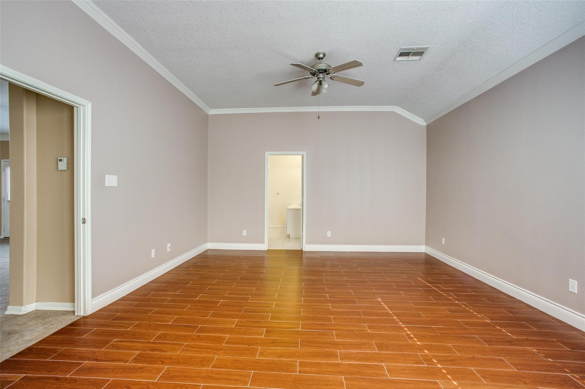 9907 Valance Way Property Photo 26