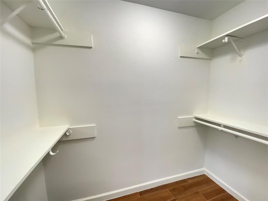 1011 Melford Avenue Property Photo 14