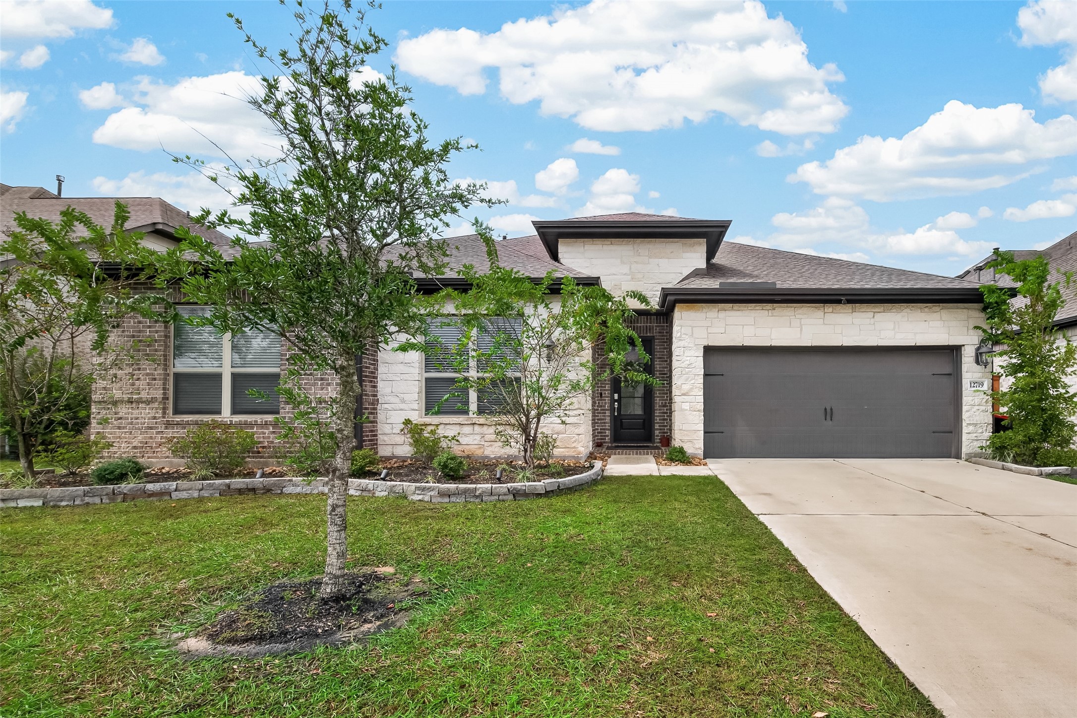 12719 Noble Fields Way Property Photo 1