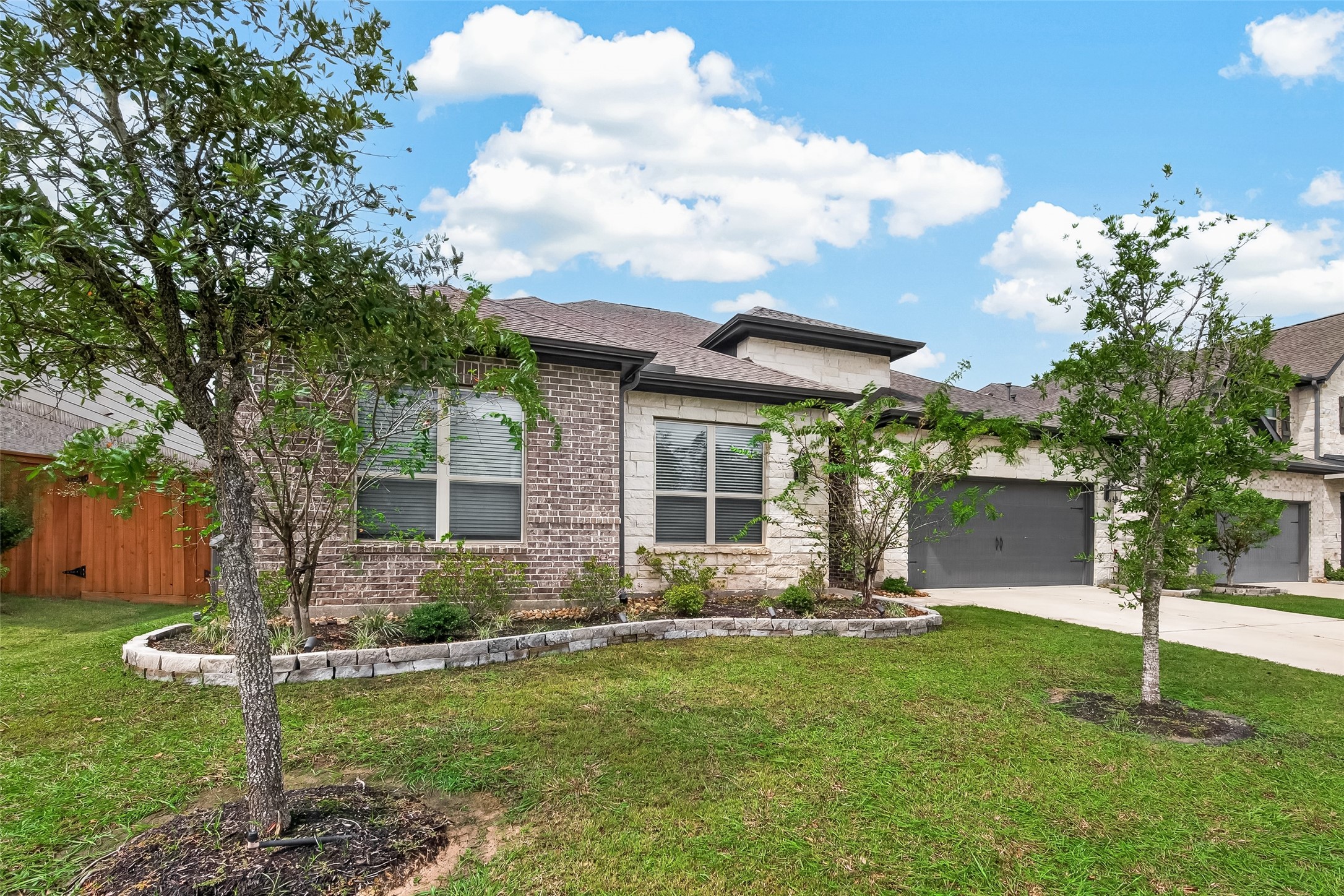 12719 Noble Fields Way Property Photo 4
