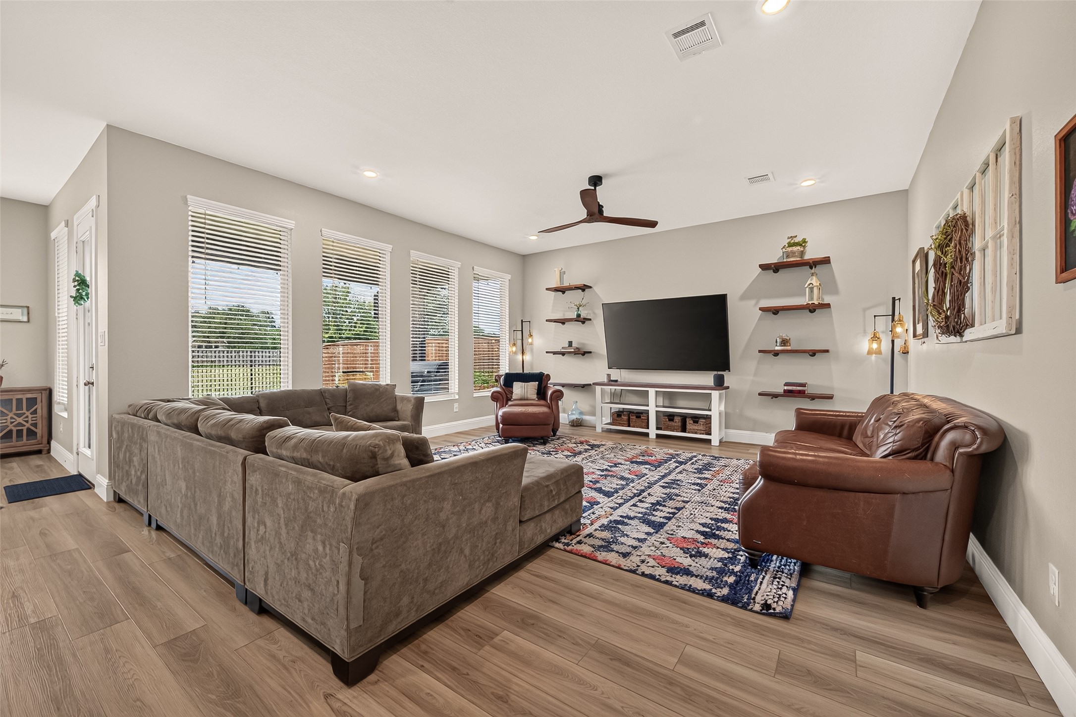12719 Noble Fields Way Property Photo 8
