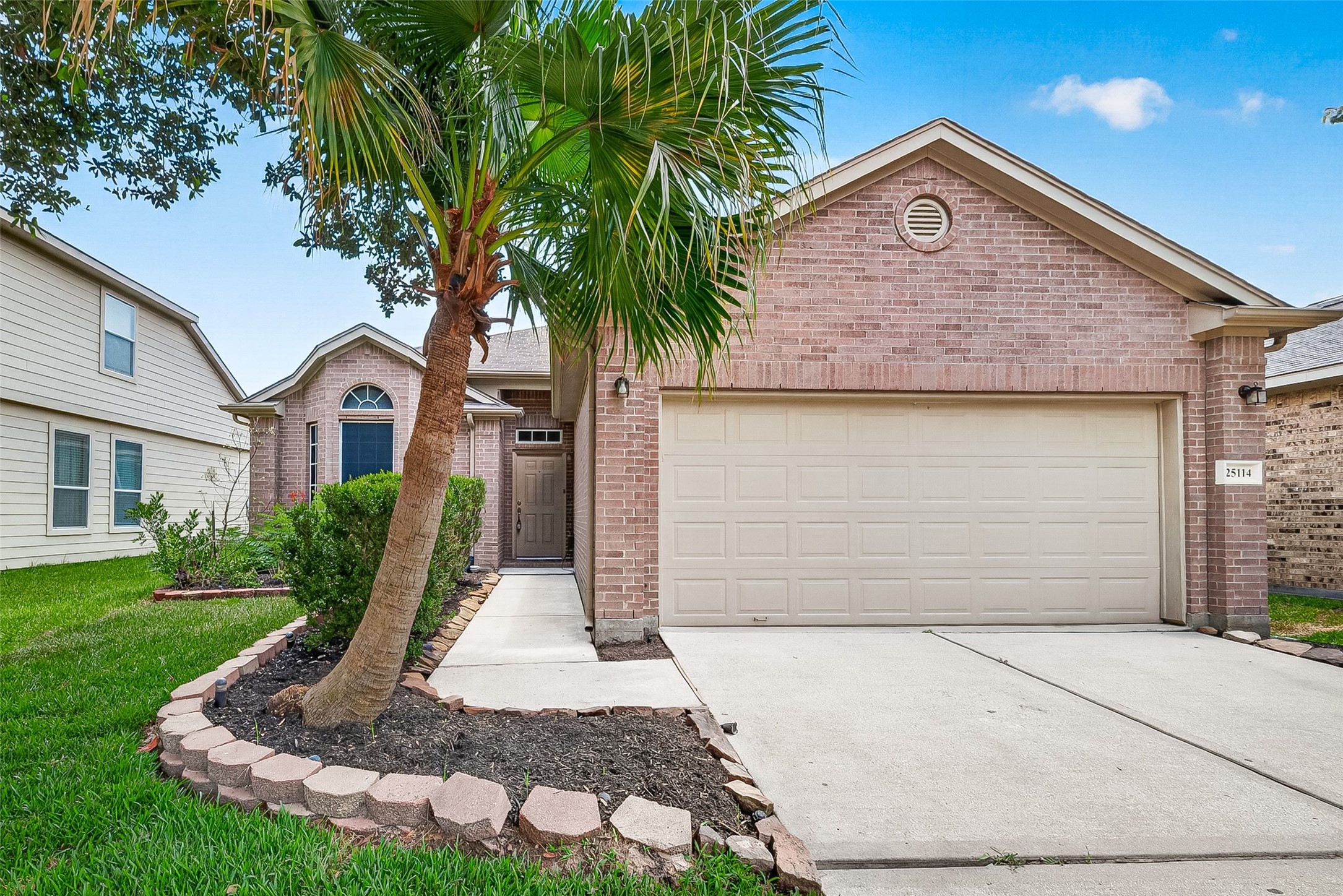 25114 Florina Ranch Drive Property Photo 2