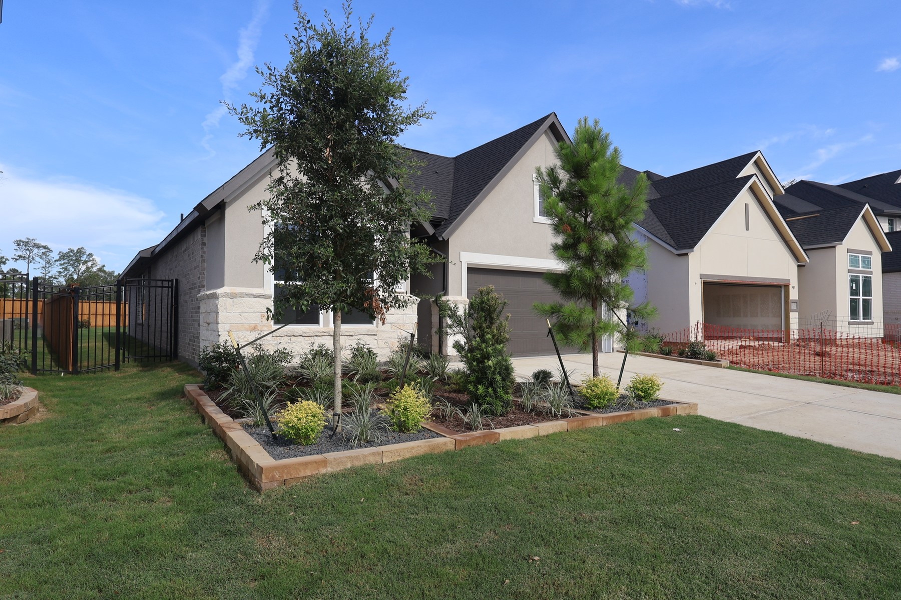 5162 Enchanted Pine Court Property Photo 3