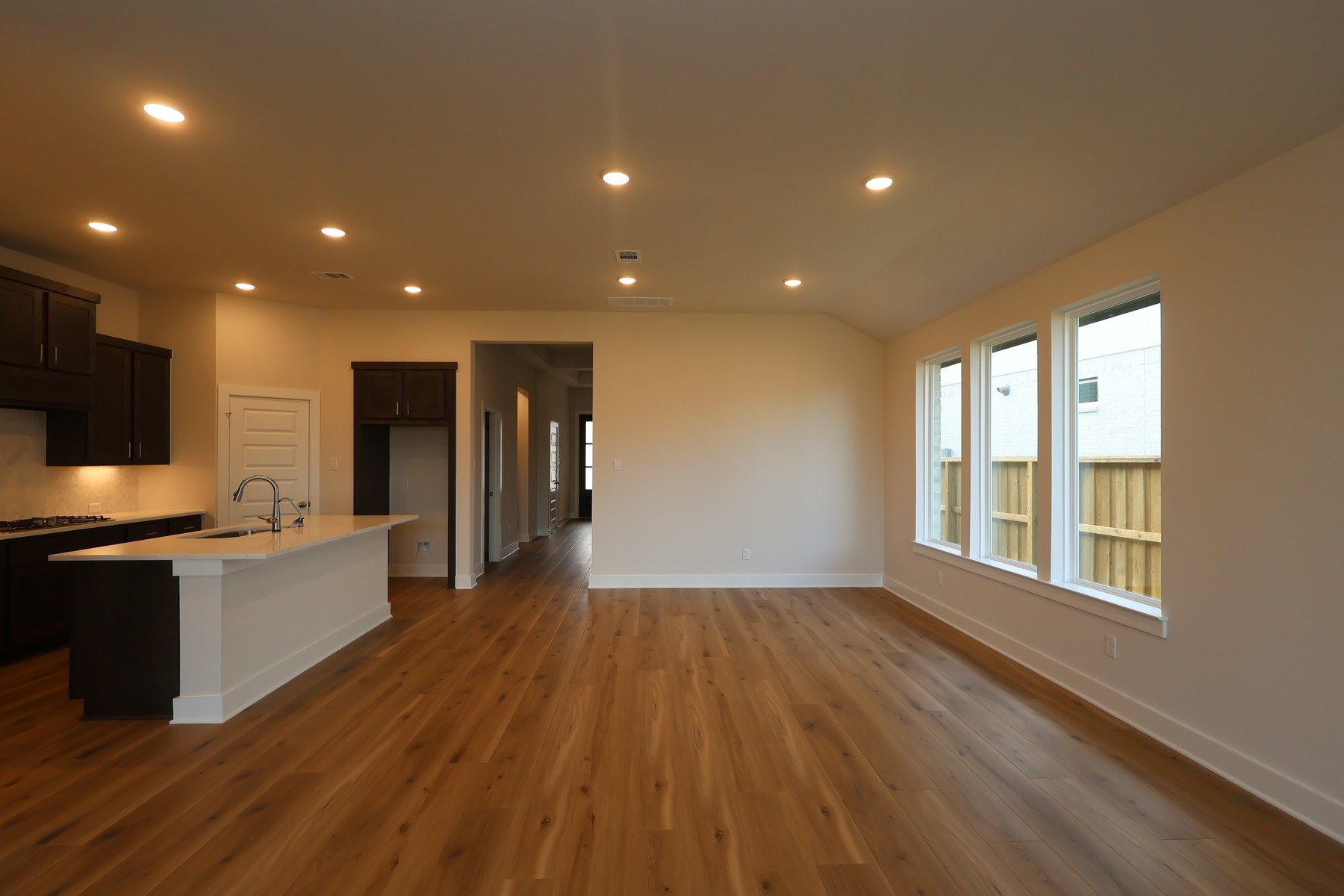 5162 Enchanted Pine Court Property Photo 6