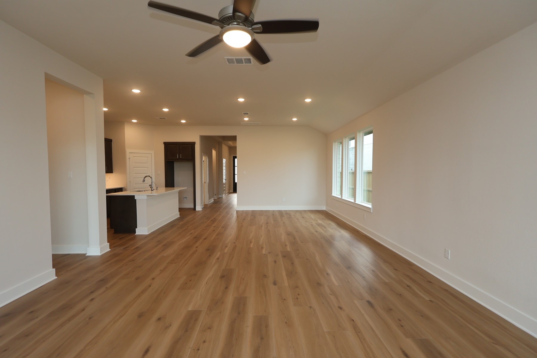 5162 Enchanted Pine Court Property Photo 7