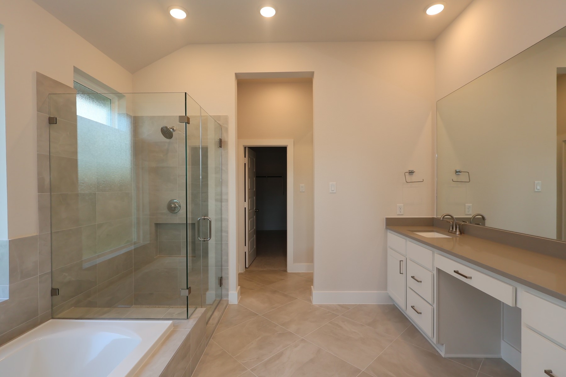 5162 Enchanted Pine Court Property Photo 9