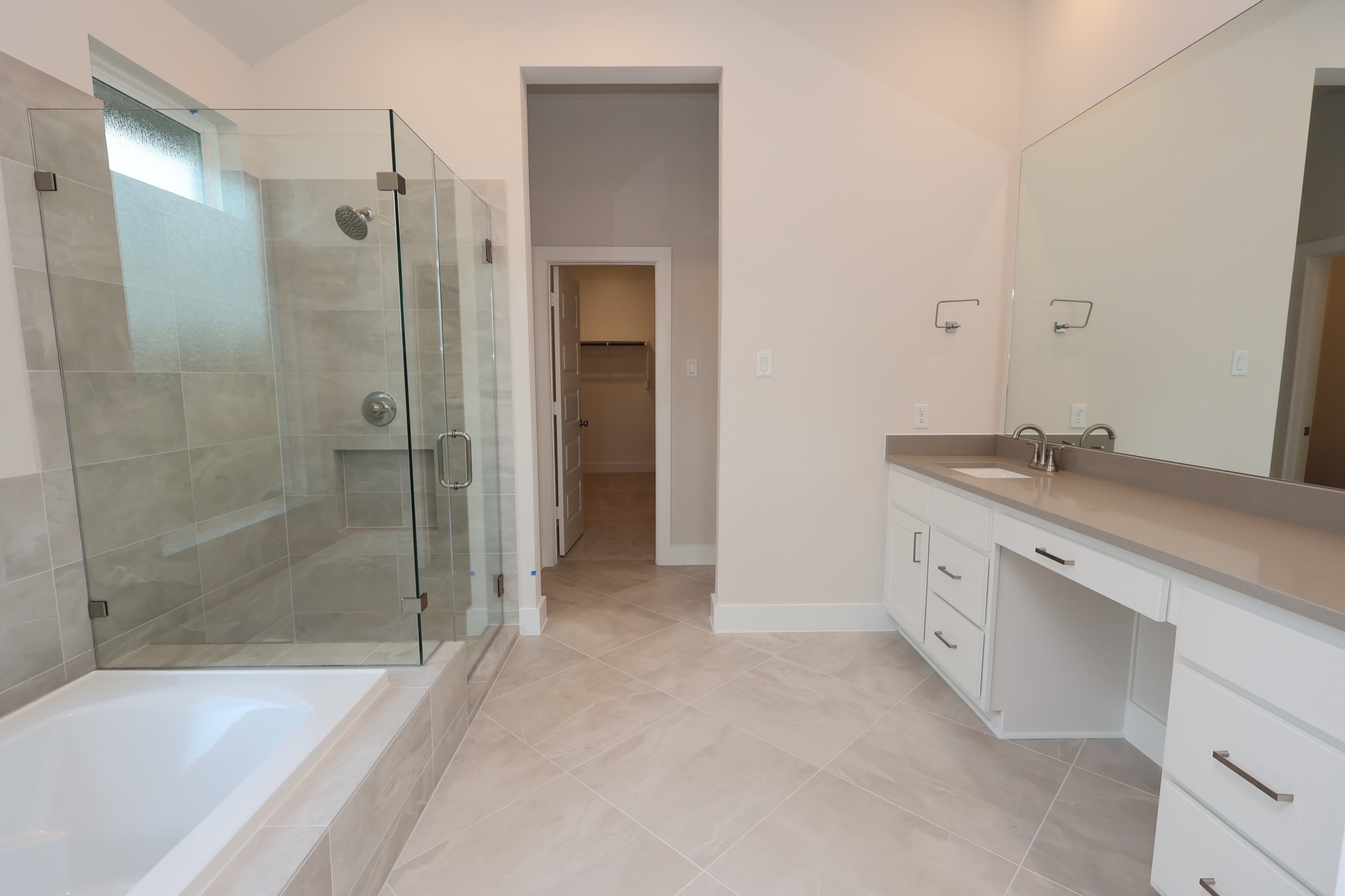 5162 Enchanted Pine Court Property Photo 10