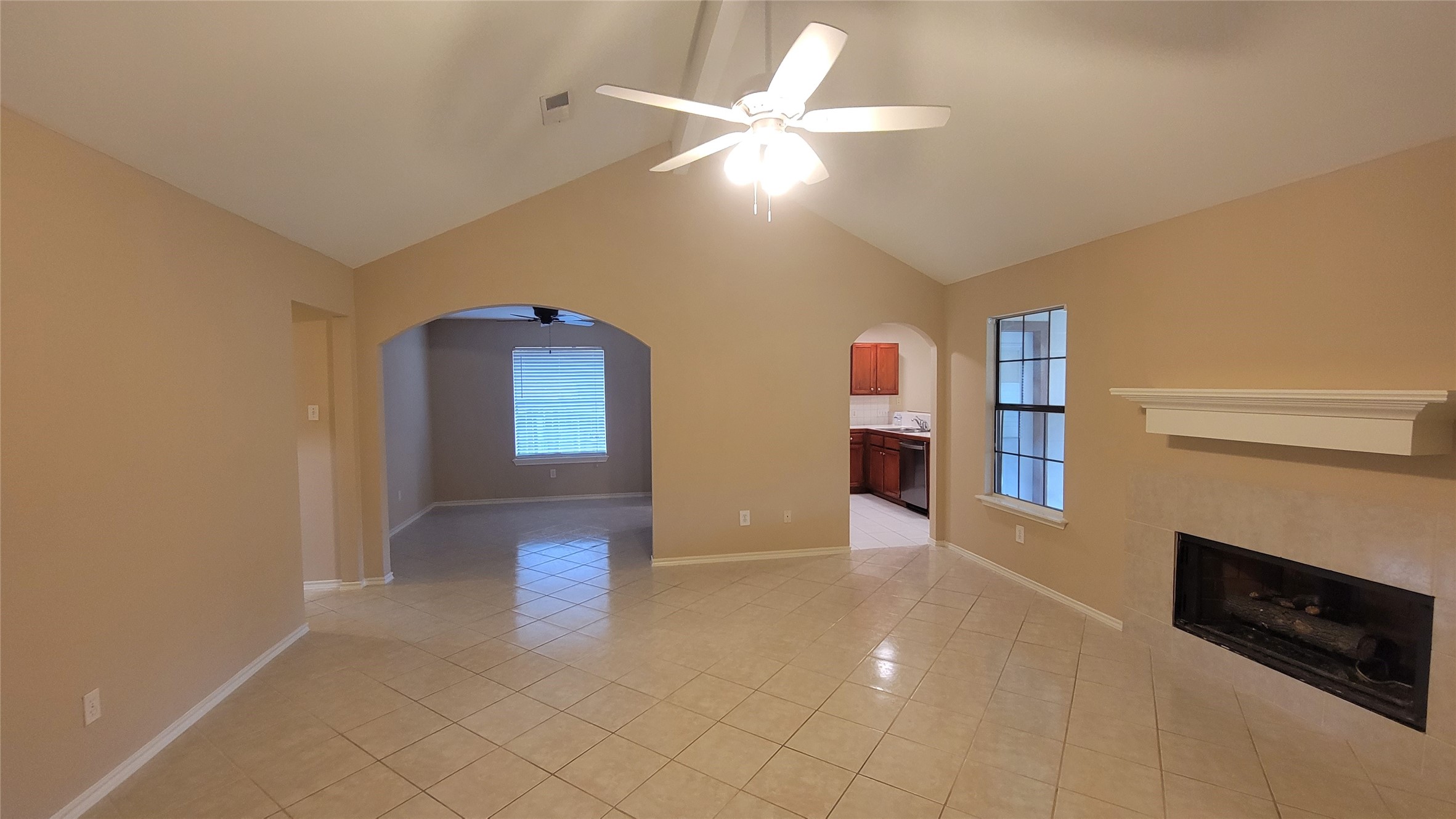 3335 Lakeland Gardens Drive Property Photo 7