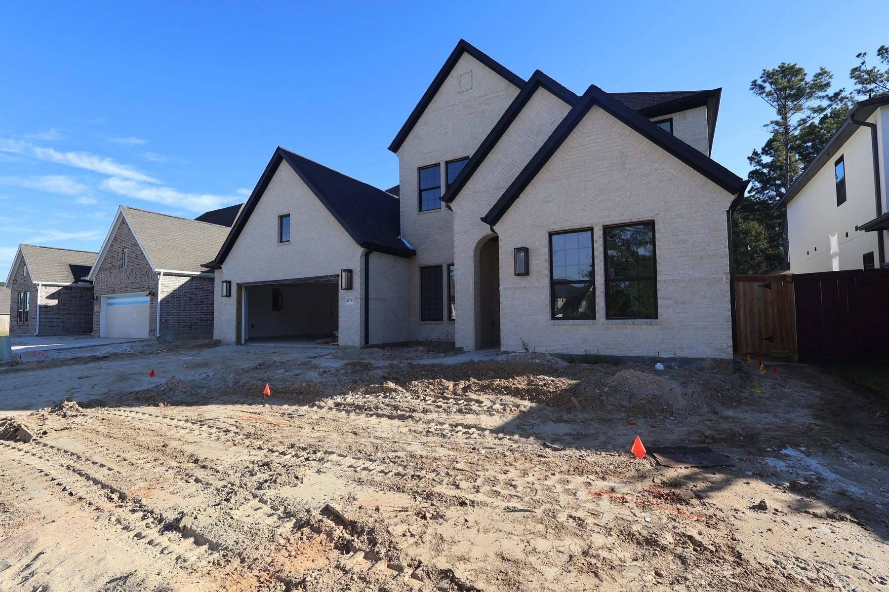 15703 Hoptree Heights Lane Property Photo 3
