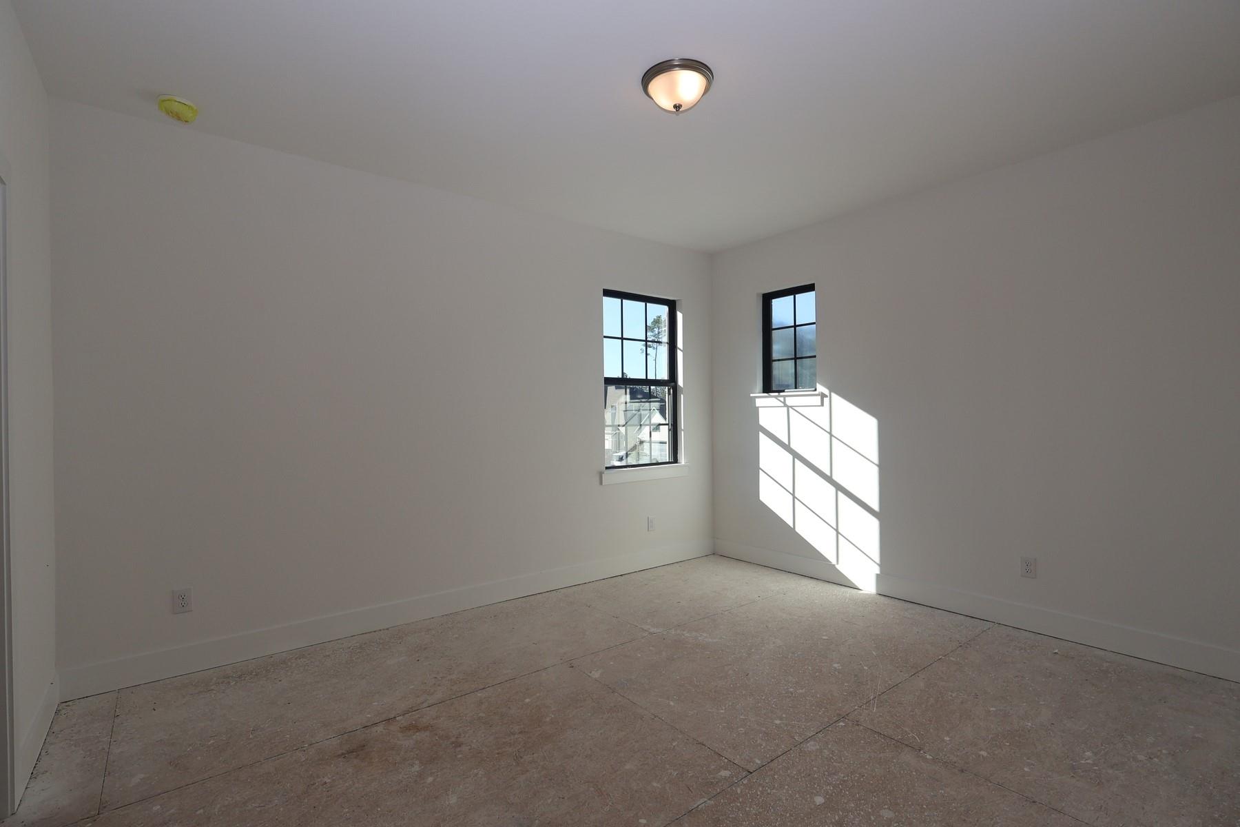 15703 Hoptree Heights Lane Property Photo 18
