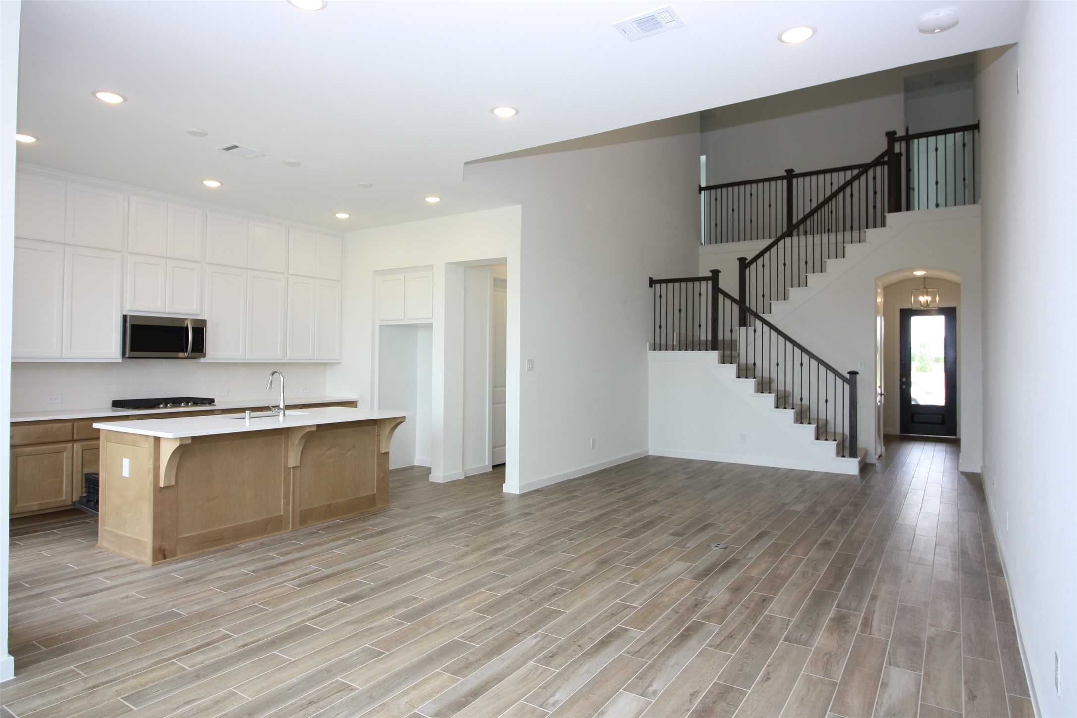 6527 Scarlet Pond Lane Property Photo 8