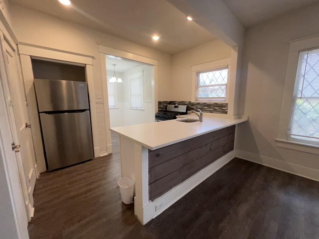 108 Bedford Street Property Photo 4