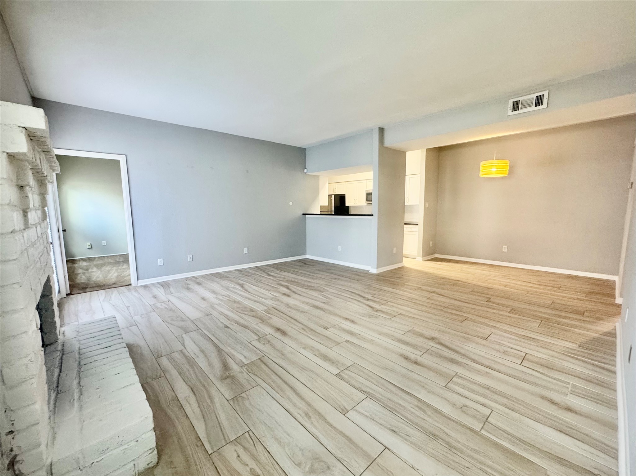 2425 Augusta Dr 59 Property Photo 2
