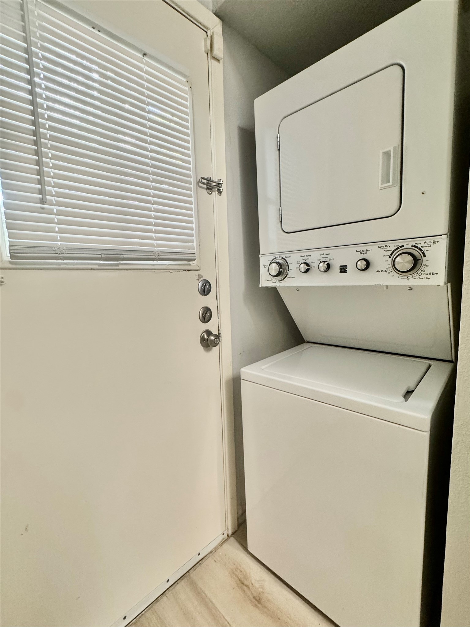 2425 Augusta Dr 59 Property Photo 10