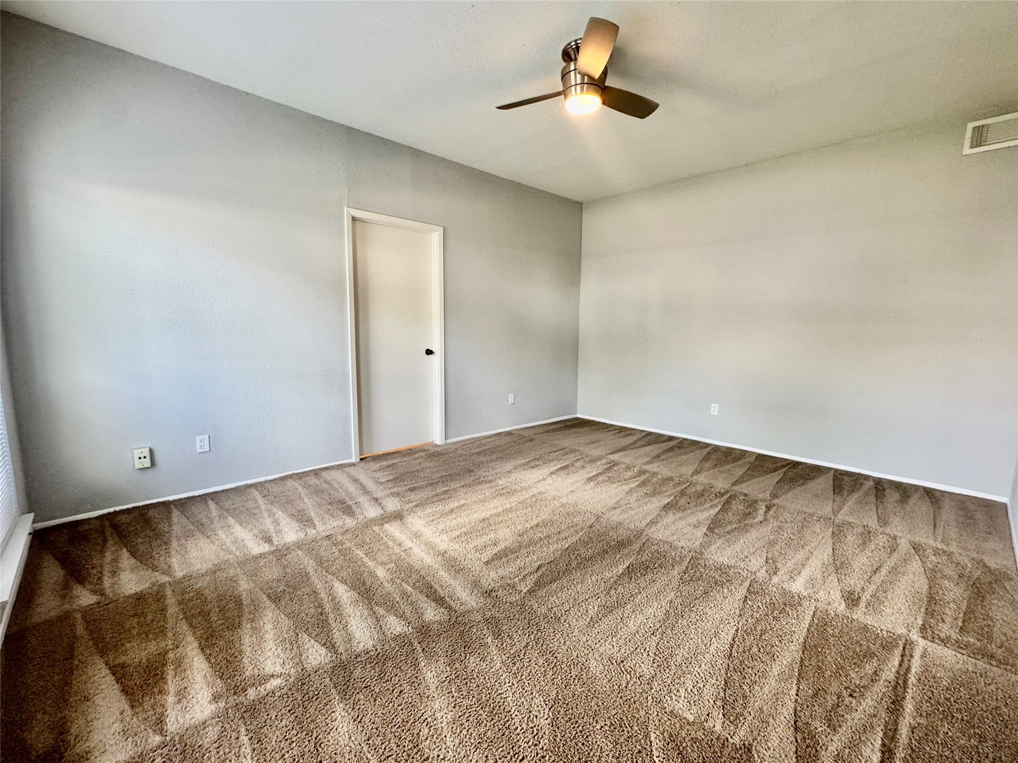 2425 Augusta Dr 59 Property Photo 11