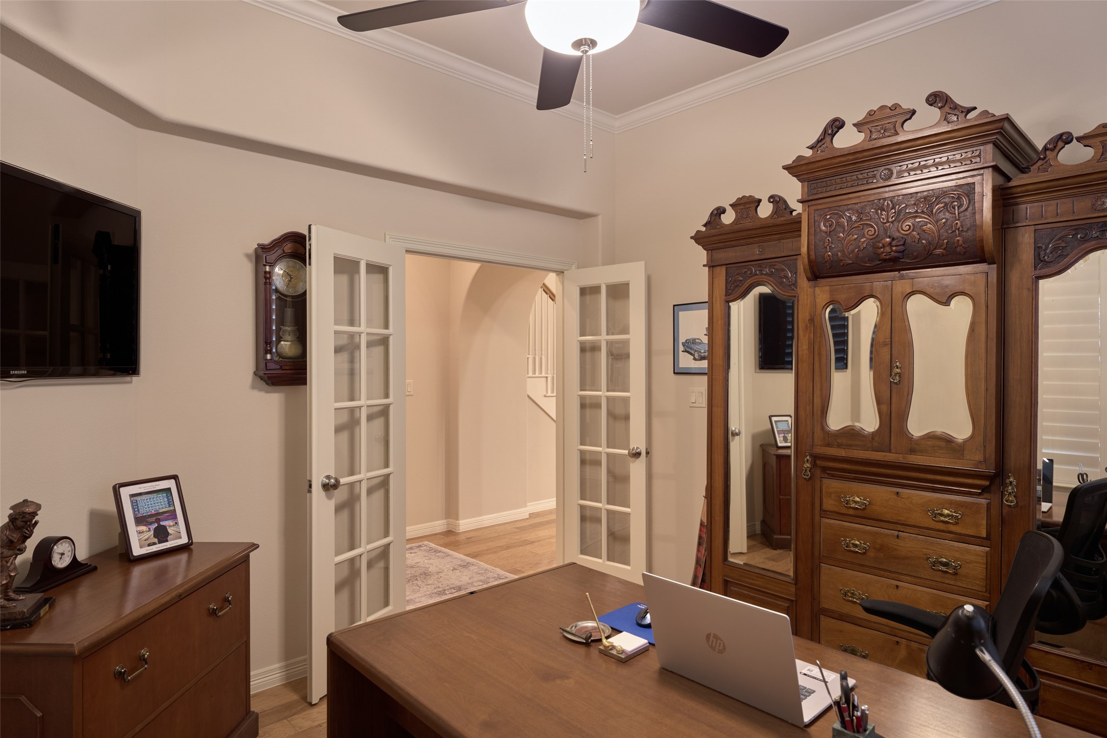 2706 Berners-lee Ave Court Property Photo 6