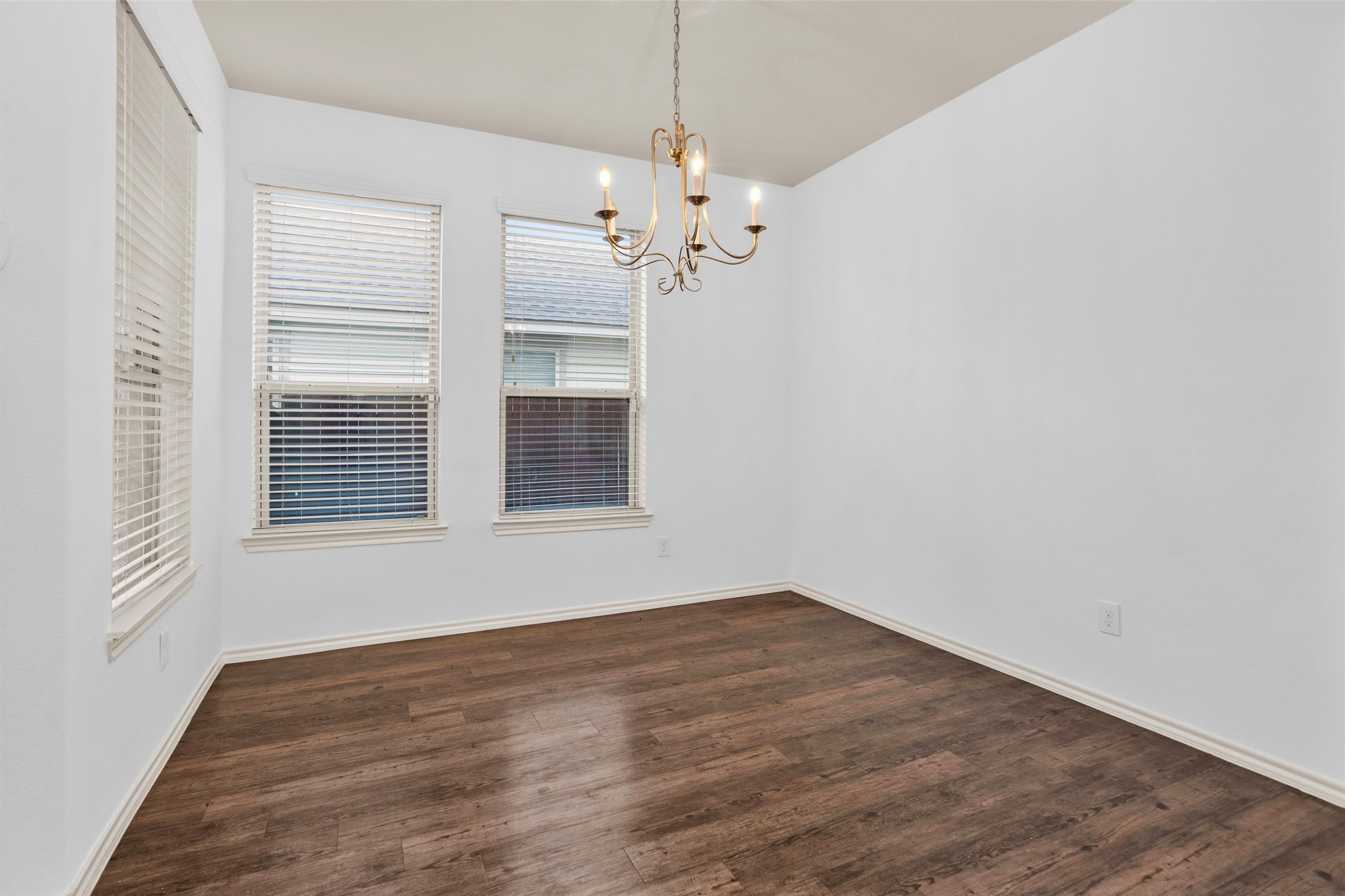 2730 Donellan Drive Property Photo 5