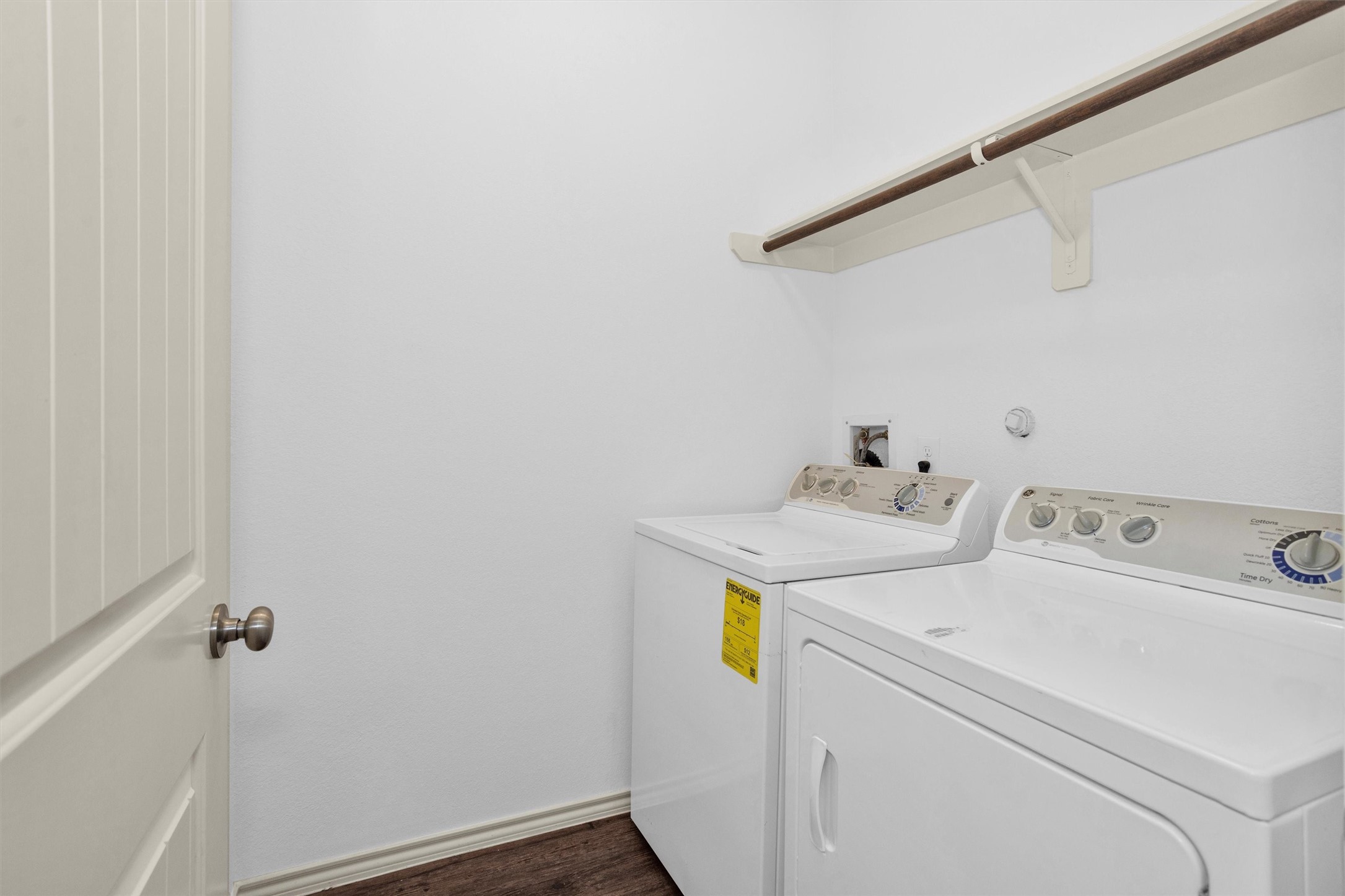 2730 Donellan Drive Property Photo 6