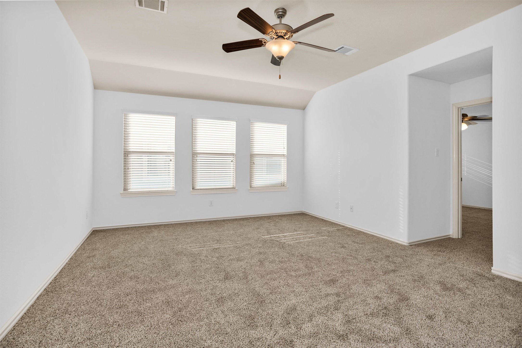 2730 Donellan Drive Property Photo 20