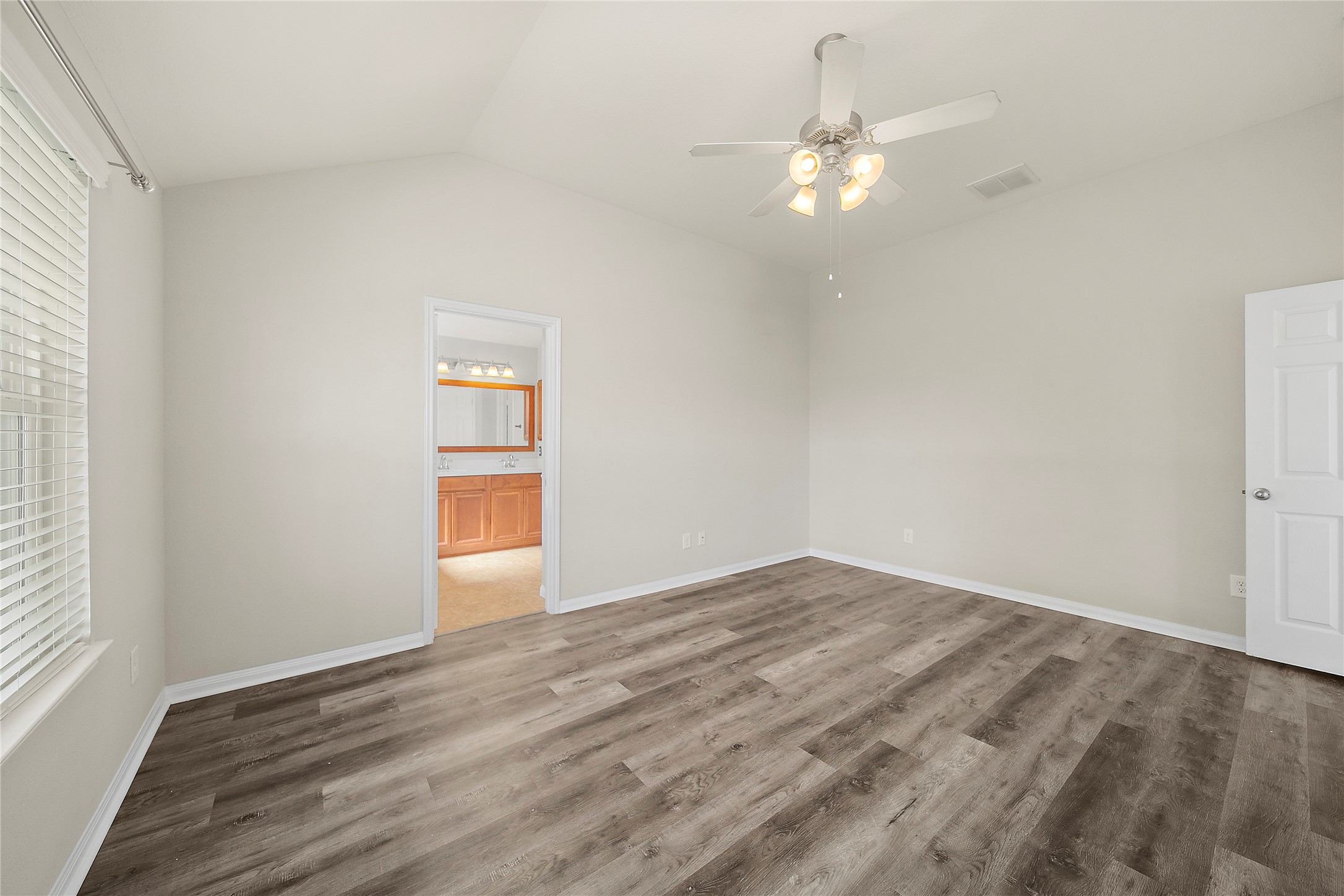 20215 Towering Cypress Drive Property Photo 17