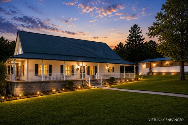 24 Oak Creek Drive Property Photo 1