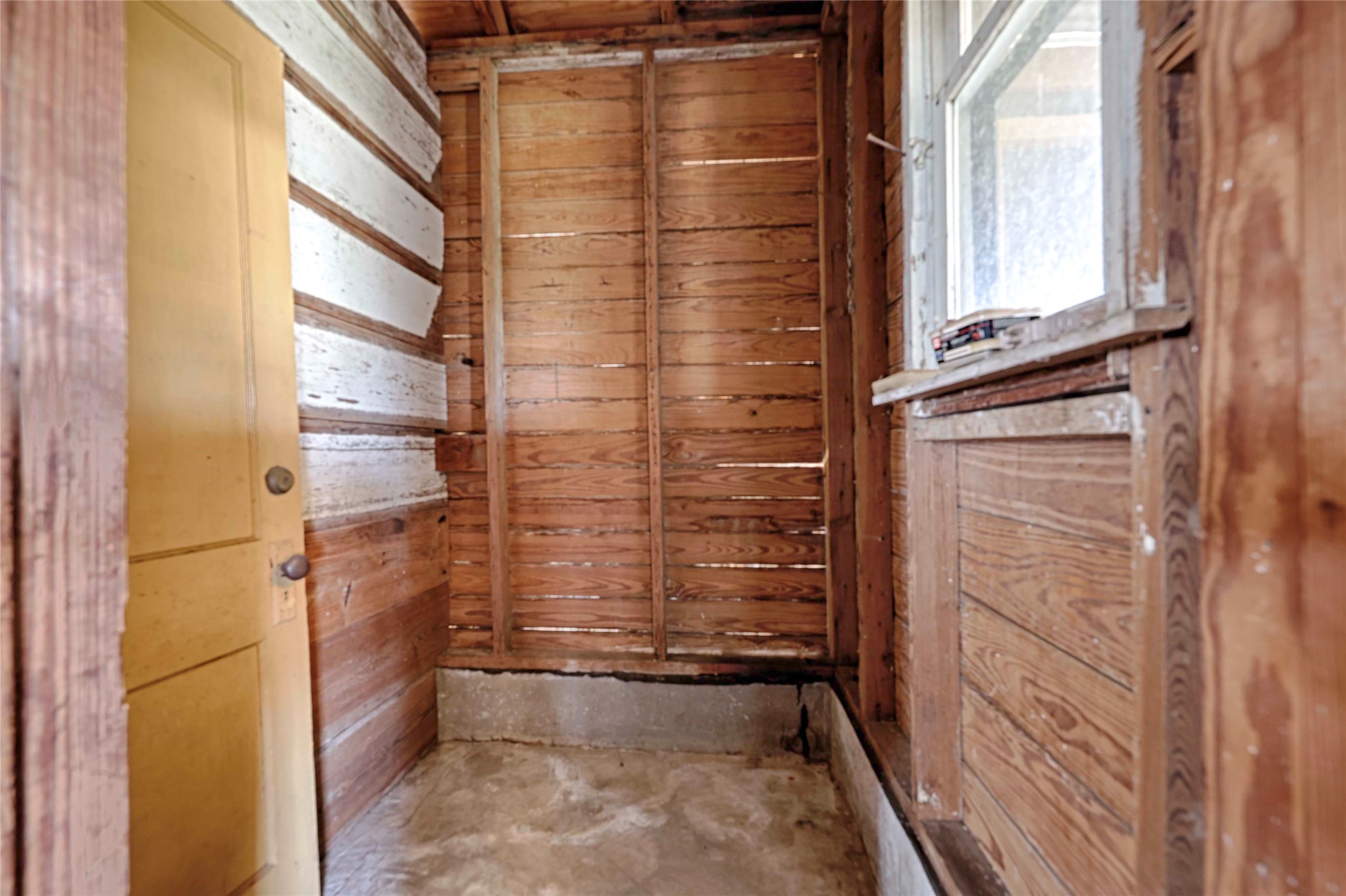 820 W Fairwinds Street Property Photo 19