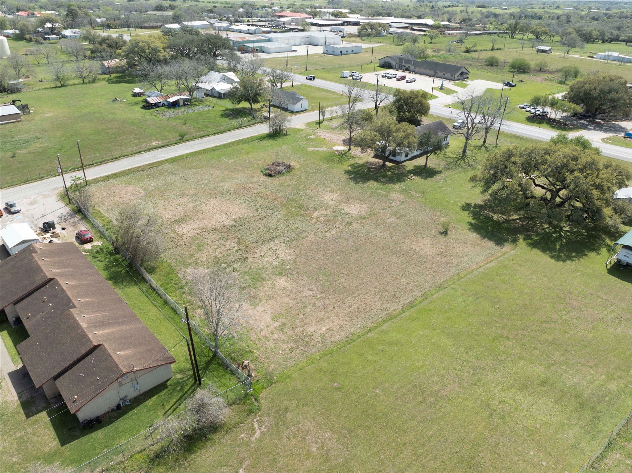 820 W Fairwinds Street Property Photo 28