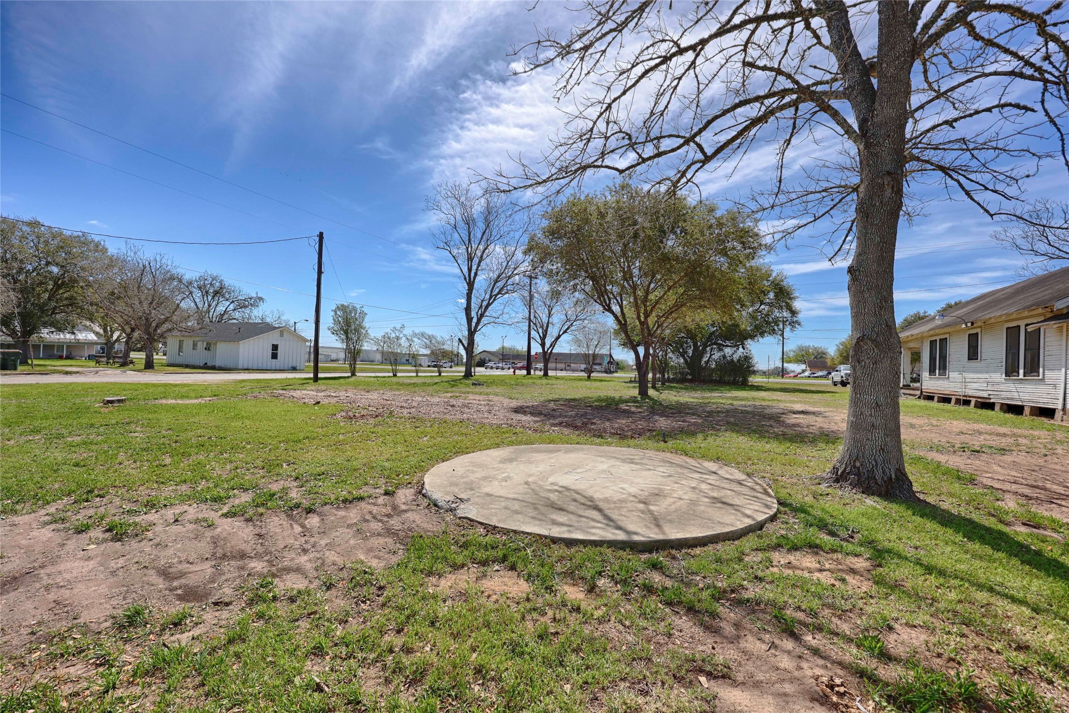 820 W Fairwinds Street Property Photo 33