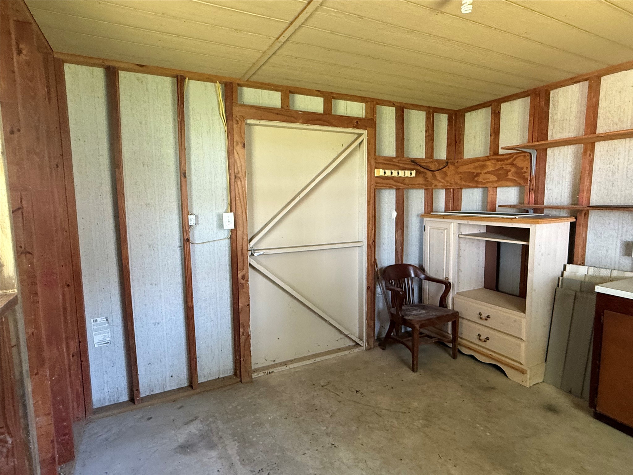 820 W Fairwinds Street Property Photo 37