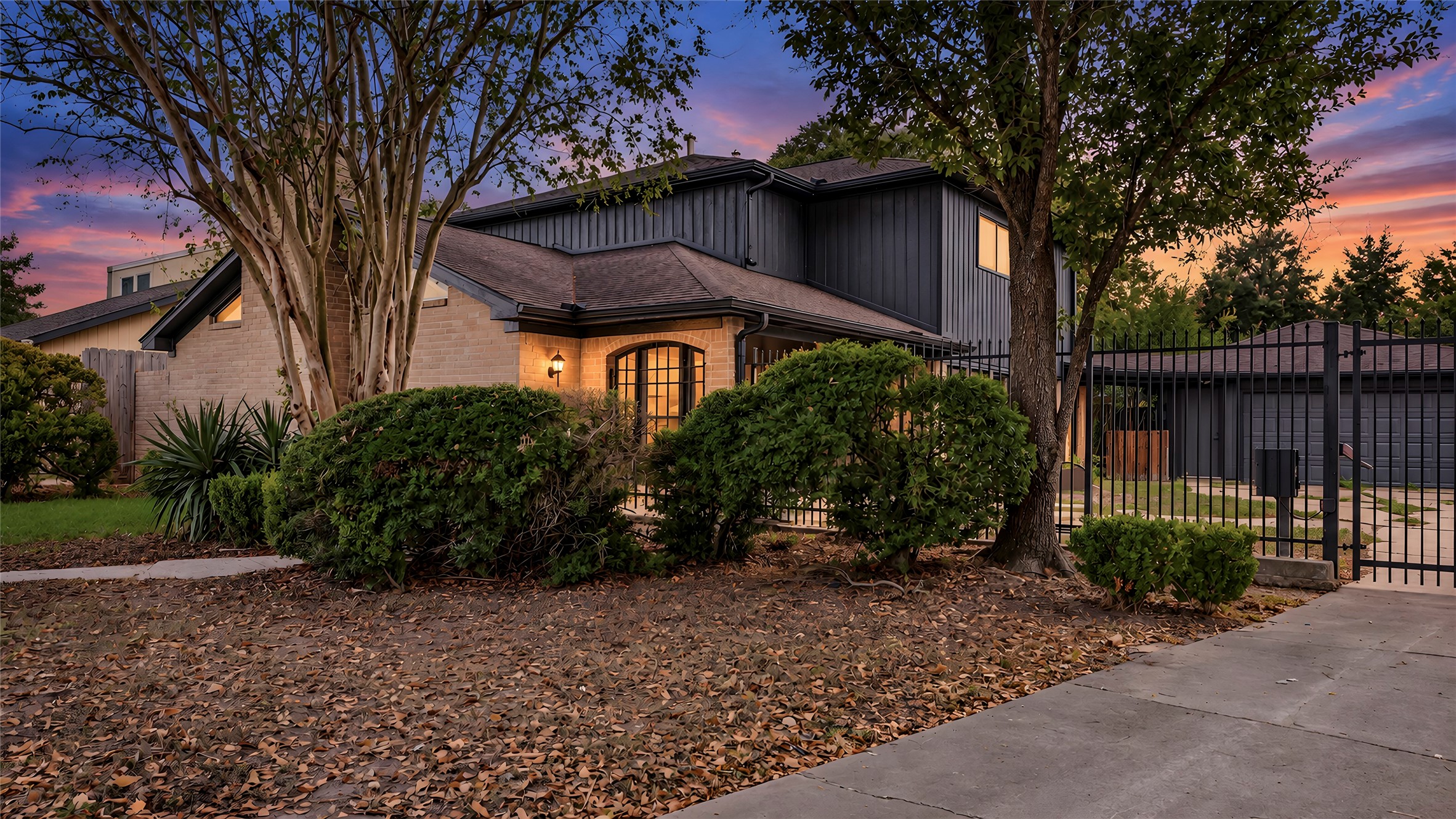 10907 Braes Forest Drive Property Photo 1