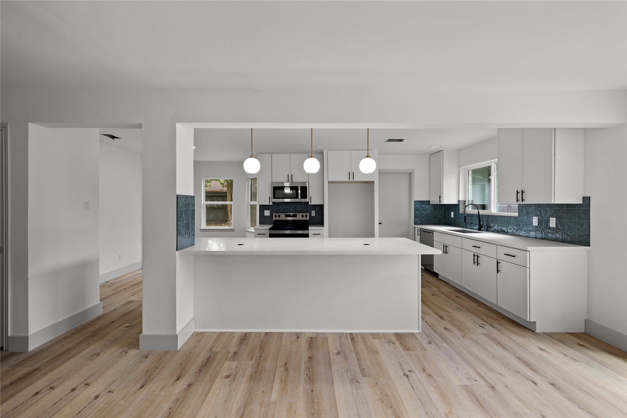 10907 Braes Forest Drive Property Photo 11