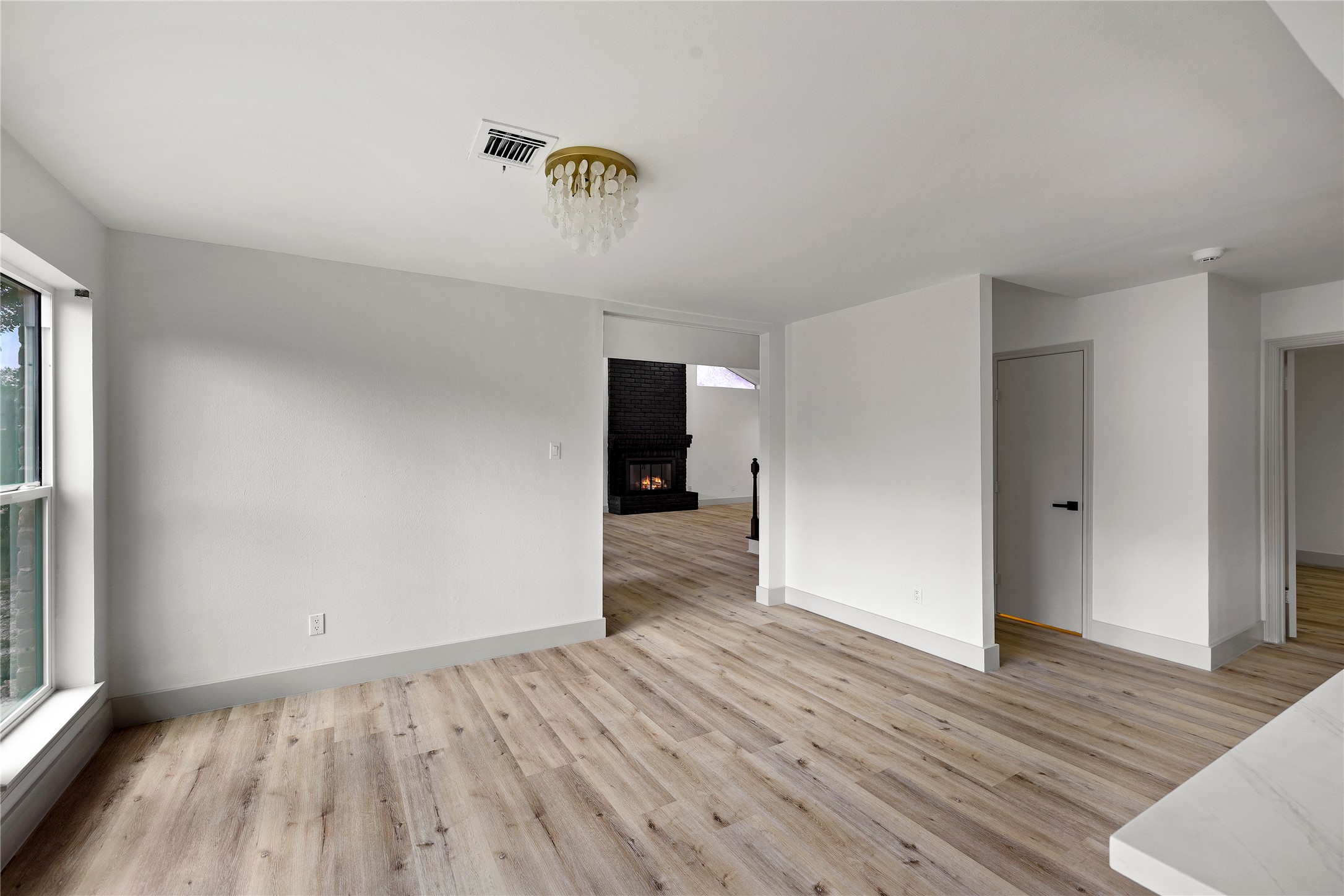 10907 Braes Forest Drive Property Photo 12