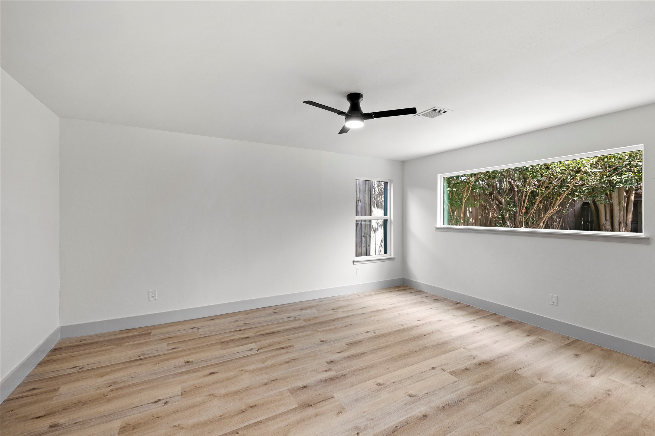 10907 Braes Forest Drive Property Photo 18