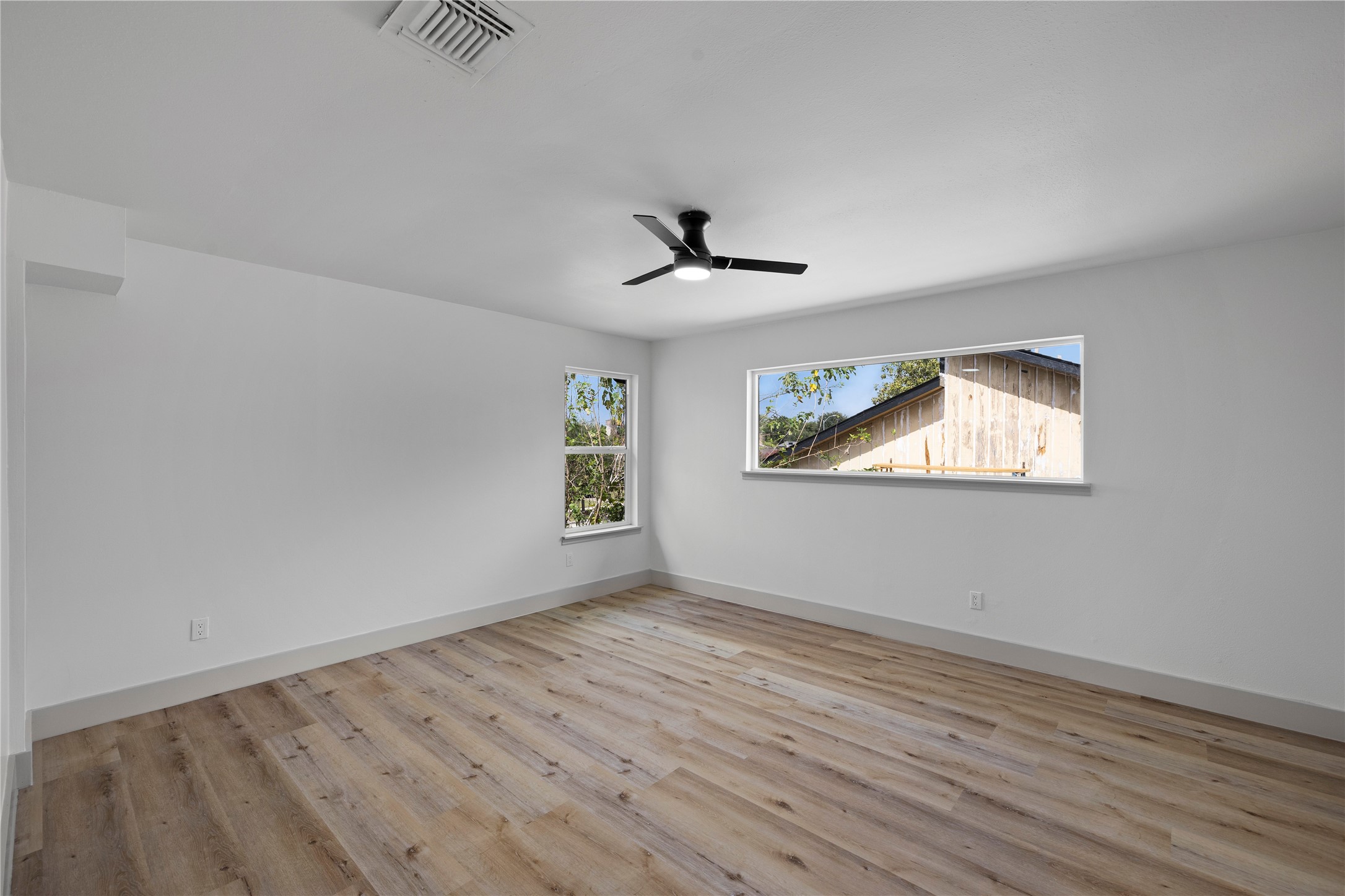 10907 Braes Forest Drive Property Photo 24