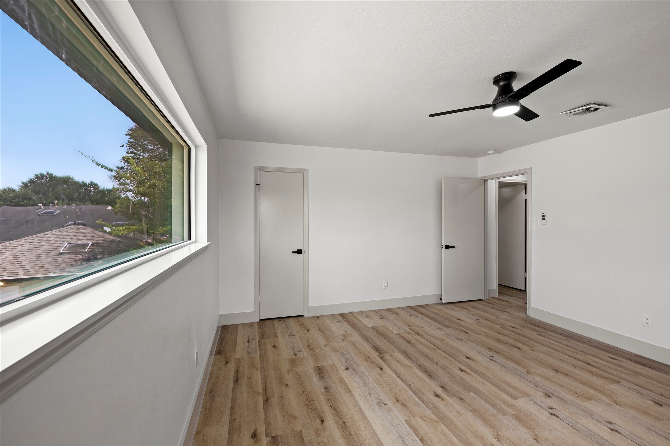 10907 Braes Forest Drive Property Photo 25