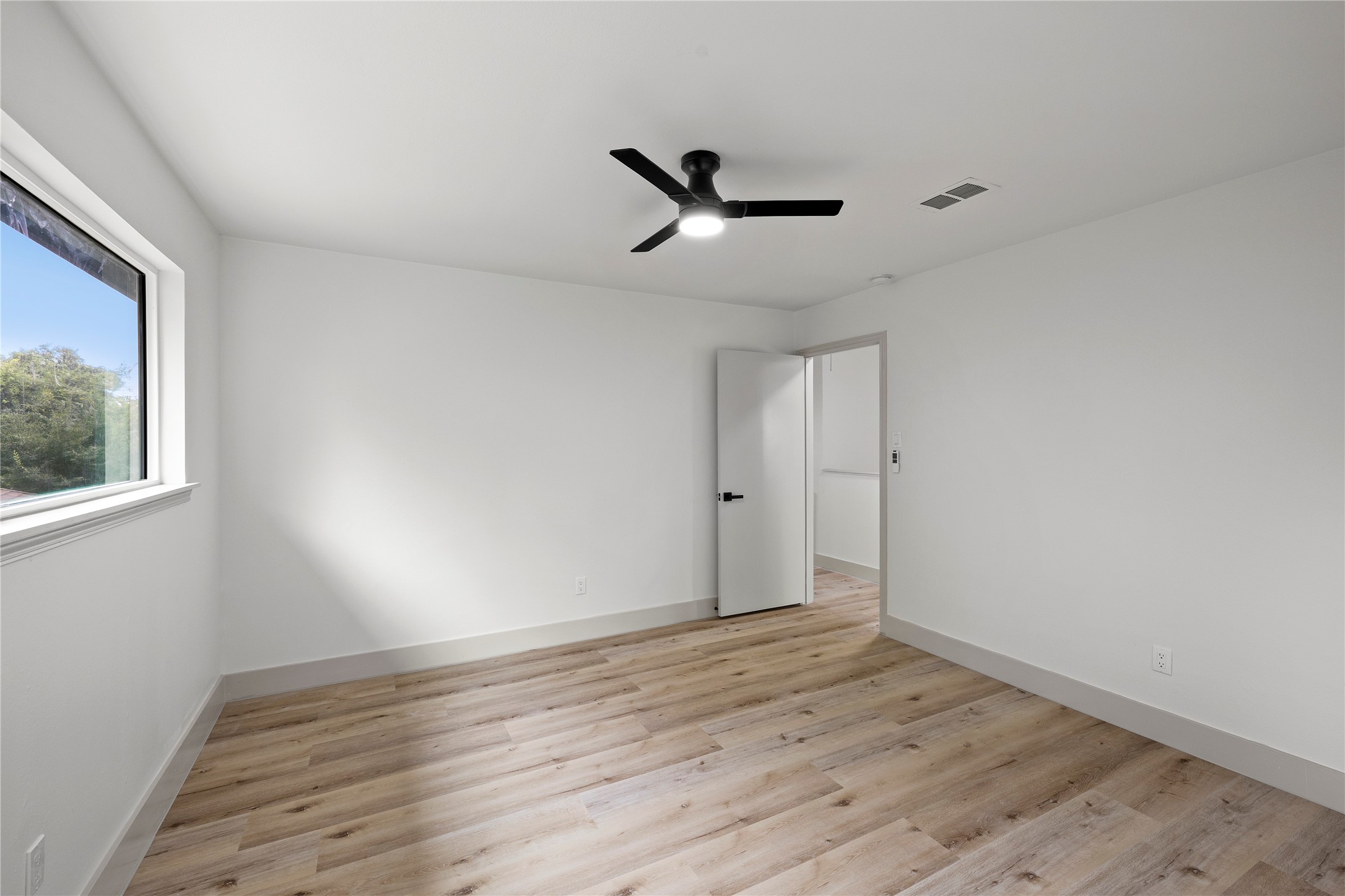 10907 Braes Forest Drive Property Photo 27