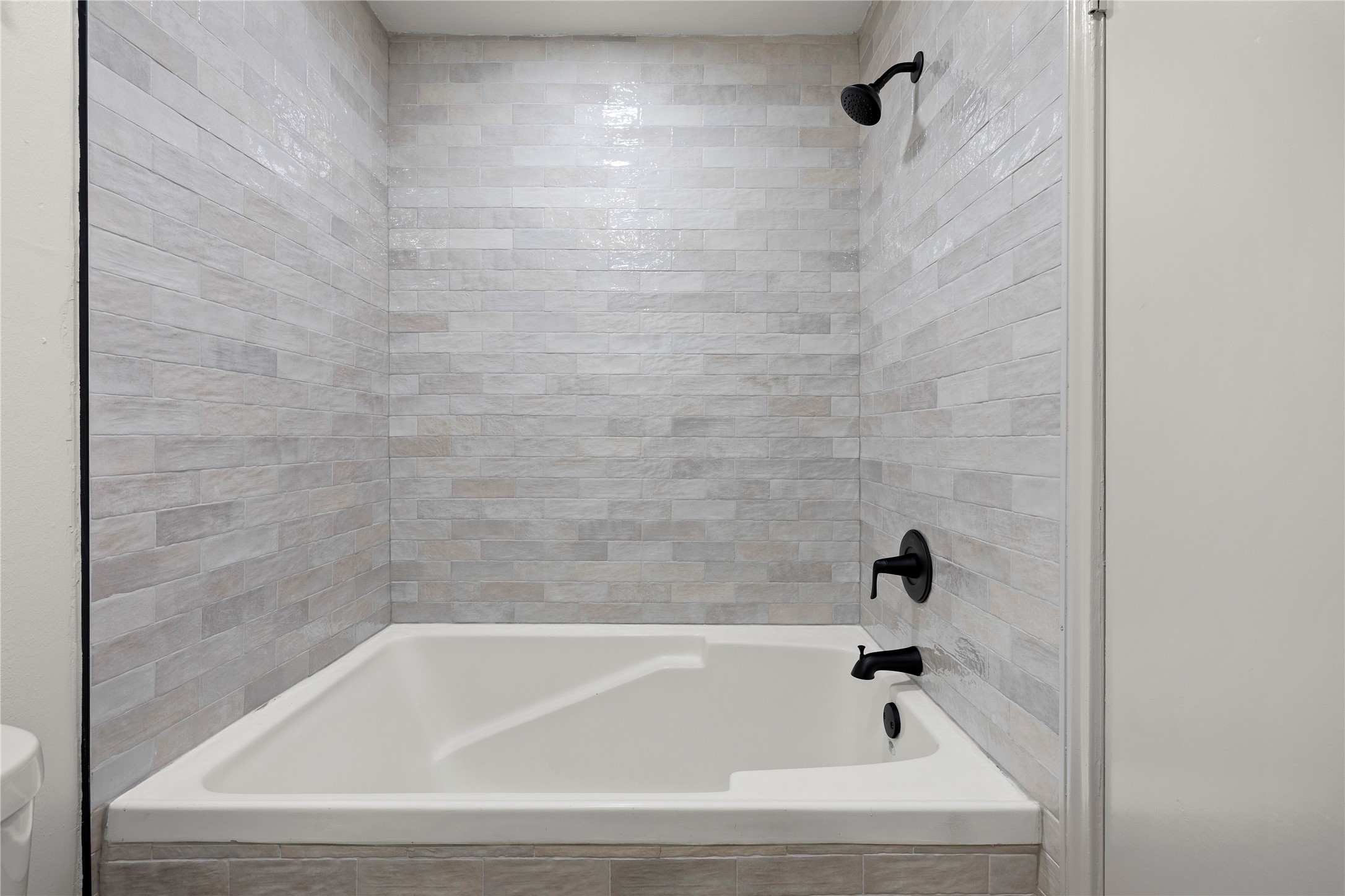 10907 Braes Forest Drive Property Photo 29