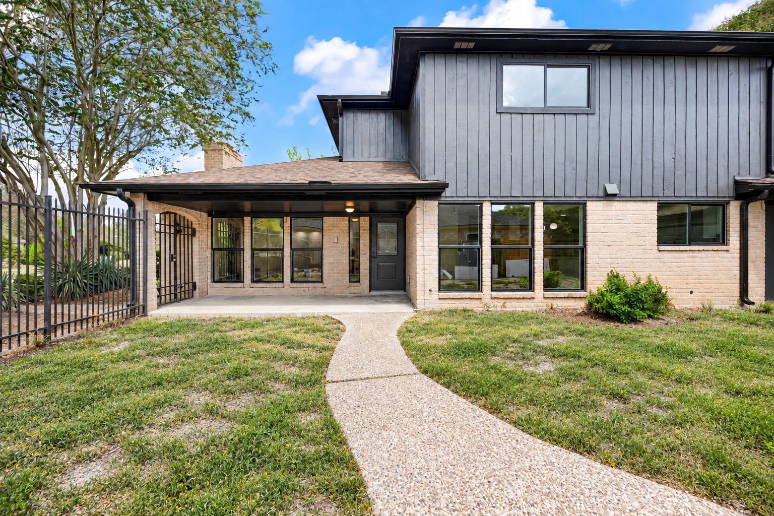 10907 Braes Forest Drive Property Photo 38