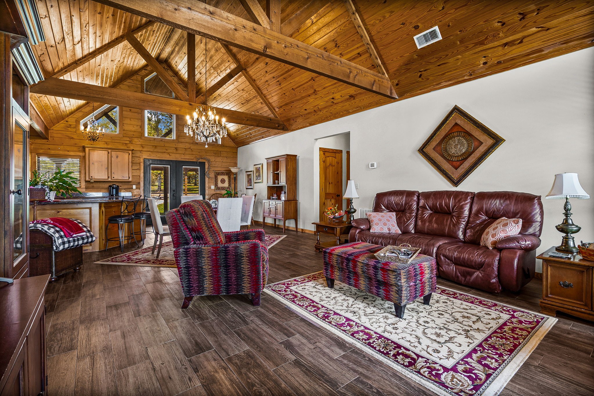 276 Evening Shade Property Photo 3