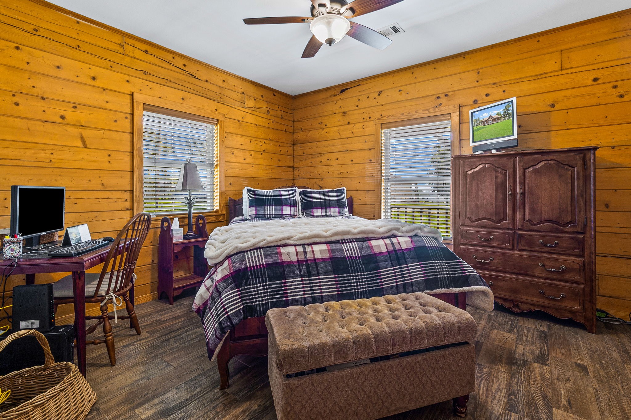 276 Evening Shade Property Photo 14