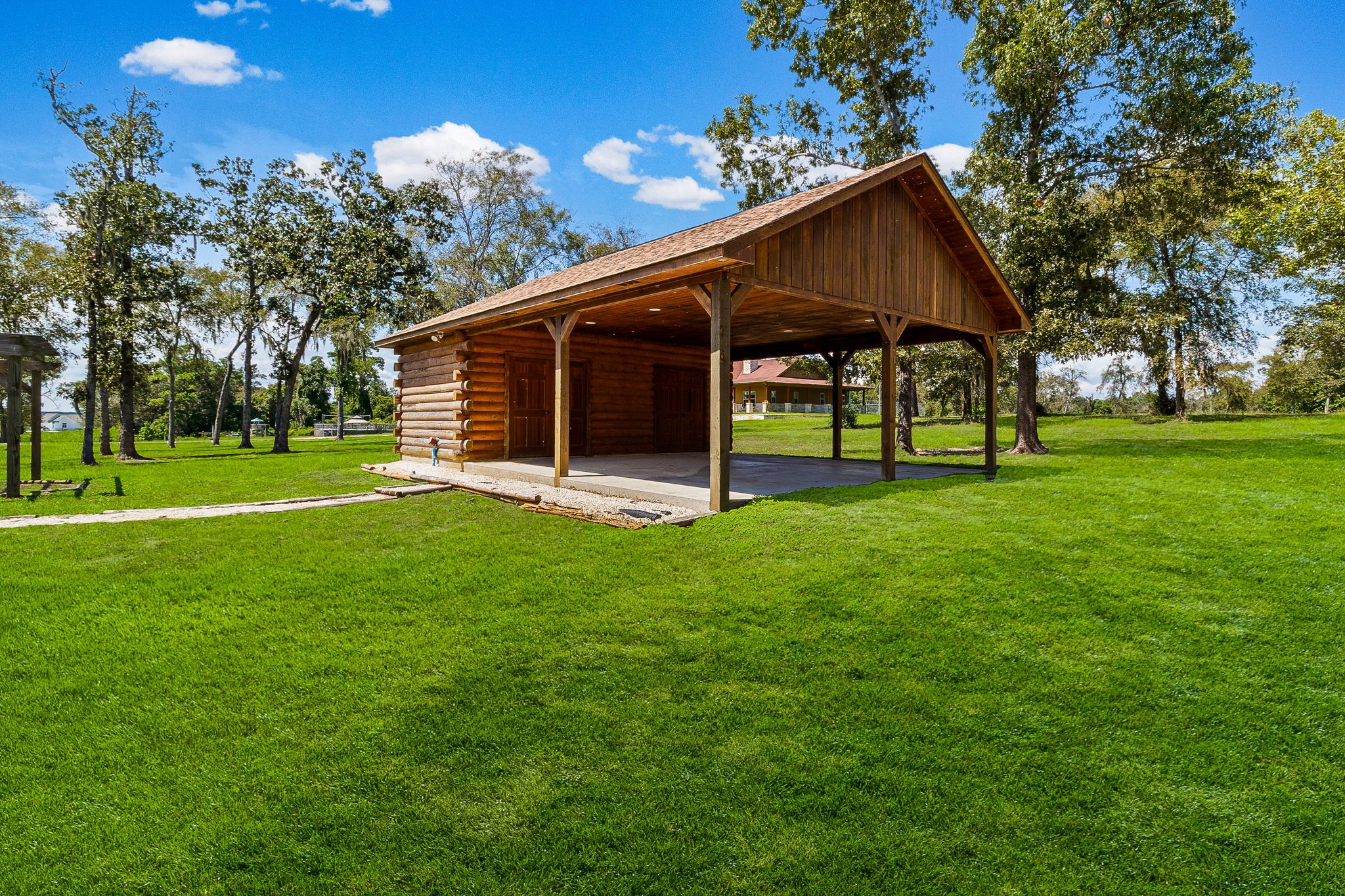 276 Evening Shade Property Photo 28